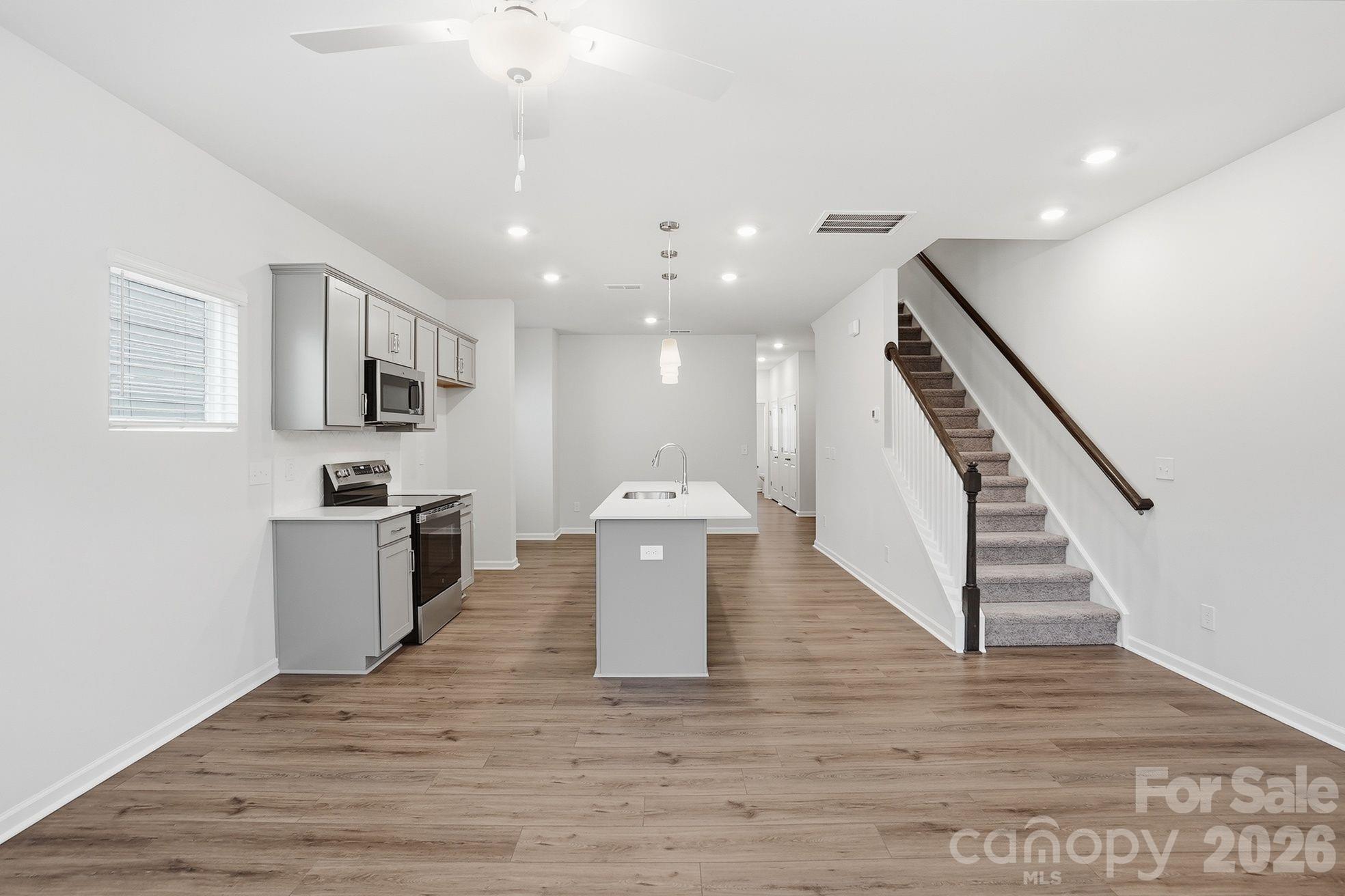 Sloan Station - Residential