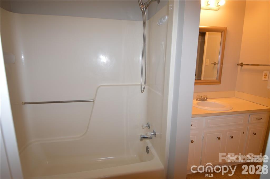 Walnut Creek - Residential Income