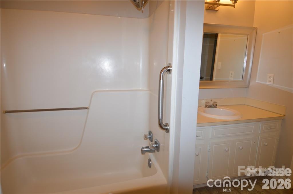 Walnut Creek - Residential Income