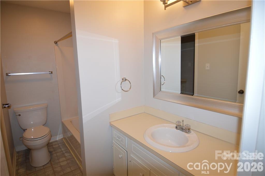 Walnut Creek - Residential Income
