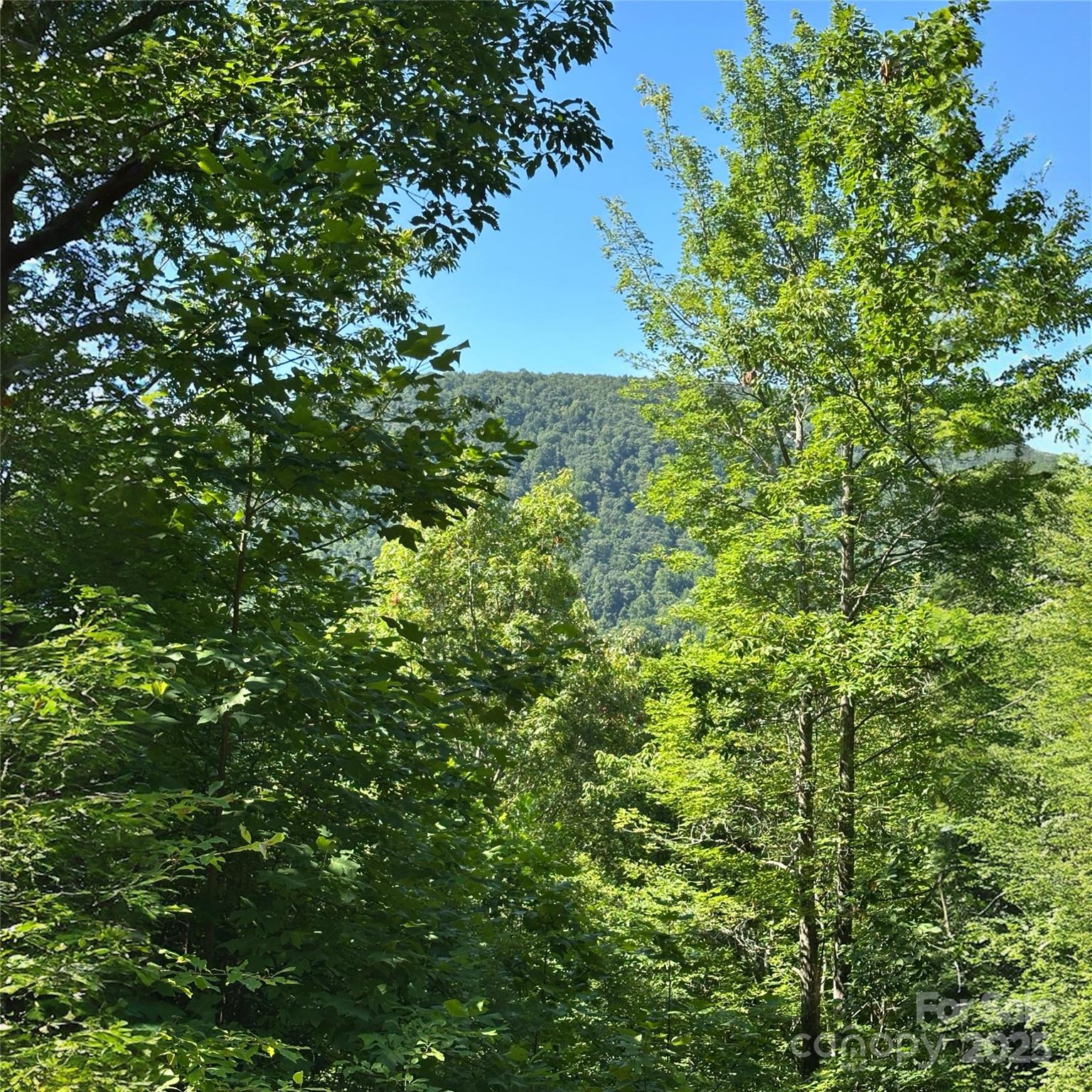 Creston - Land