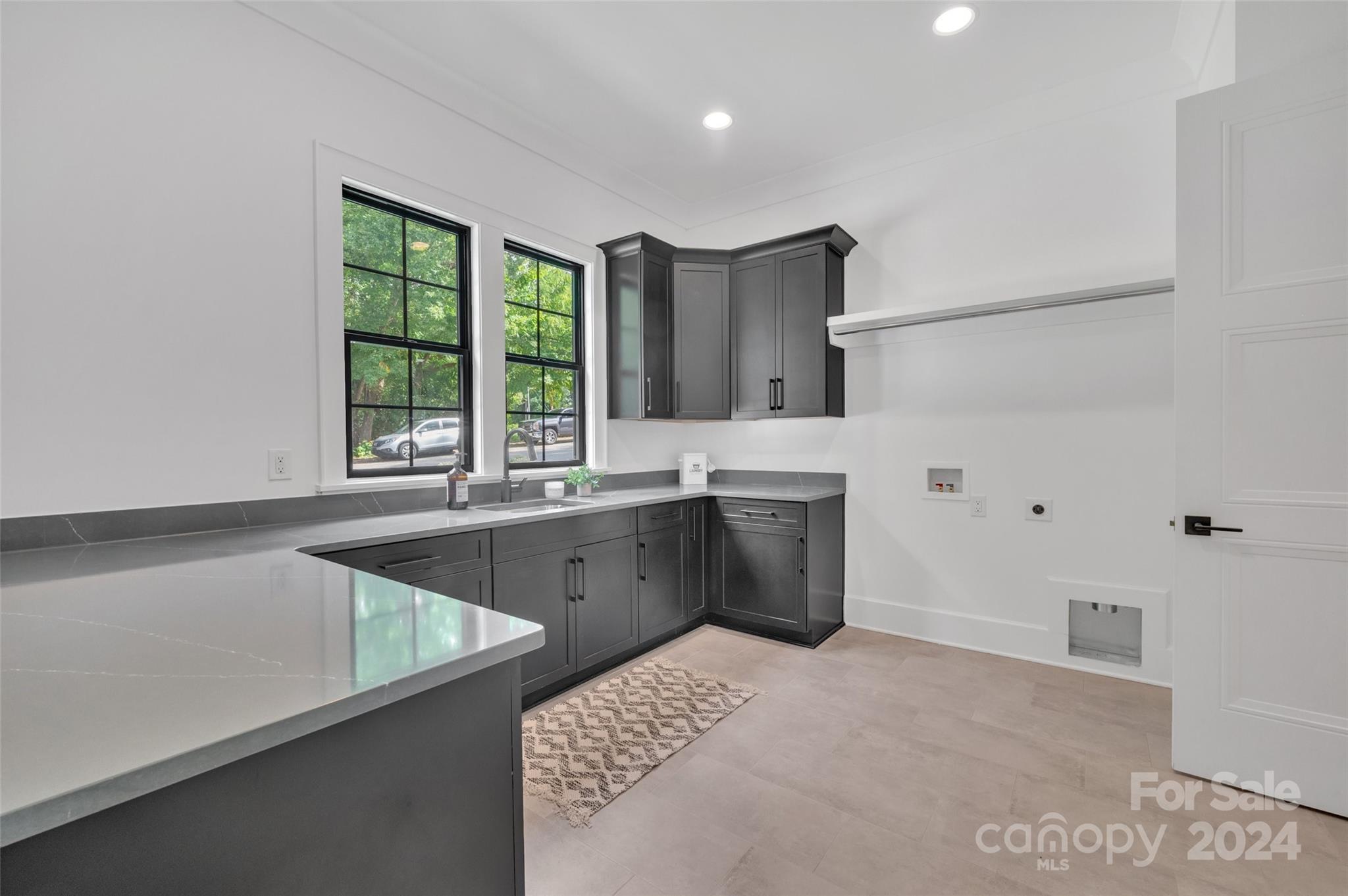 Barclay Downs - Residential