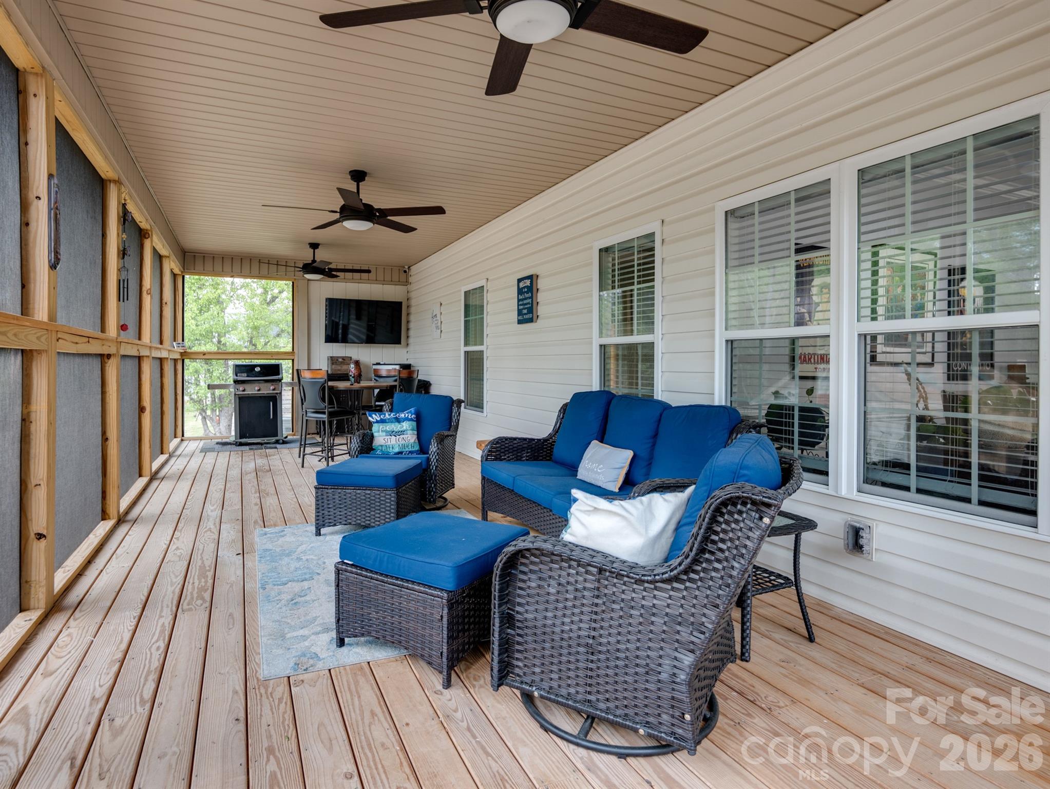 South Lakes - Residential