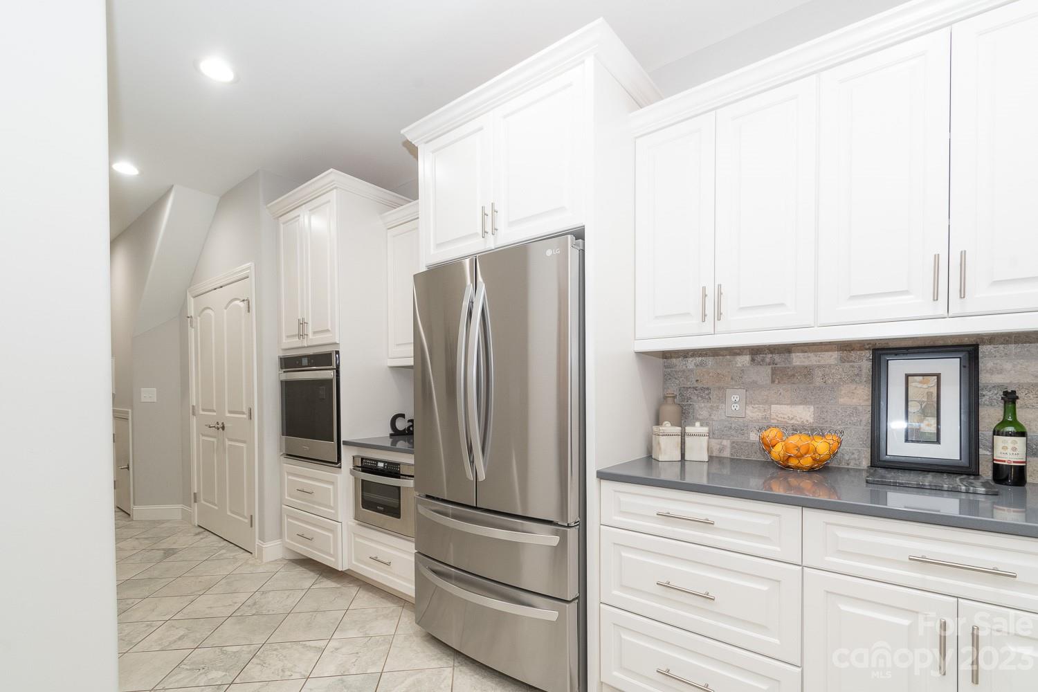 3 Cherry Way - Residential