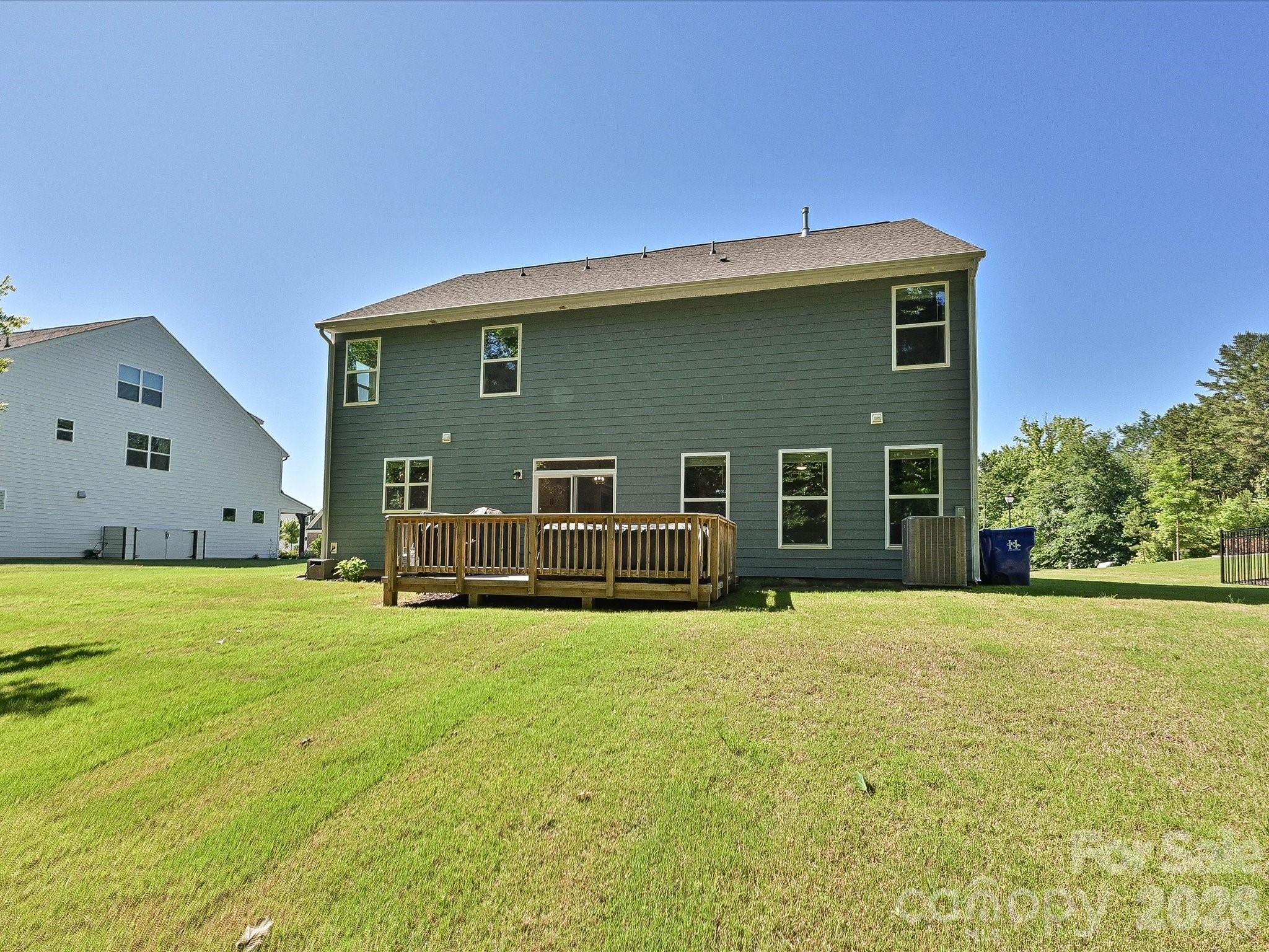 Mirabella - Residential