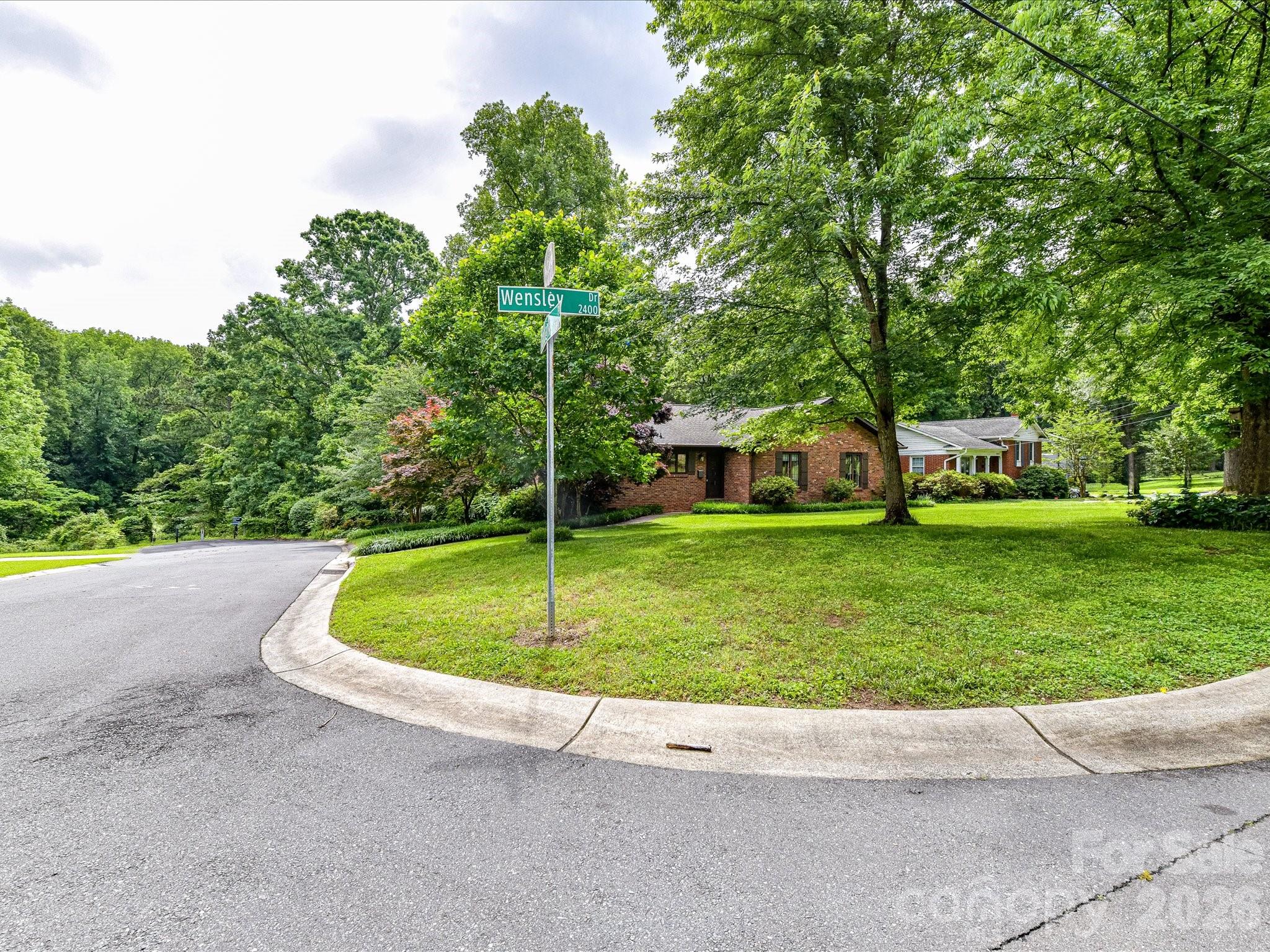 Montclaire - Residential