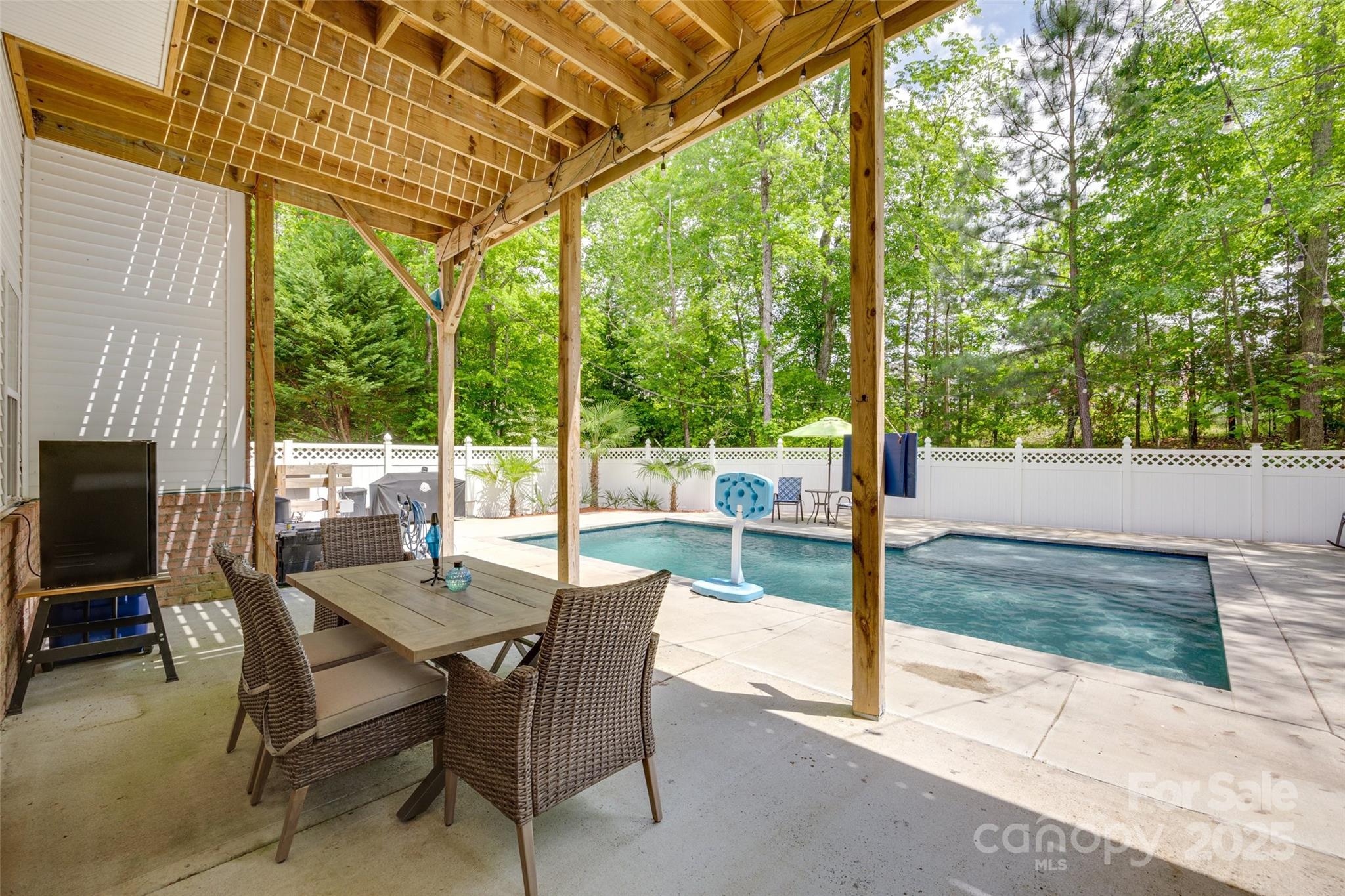 Palmetto West - Residential