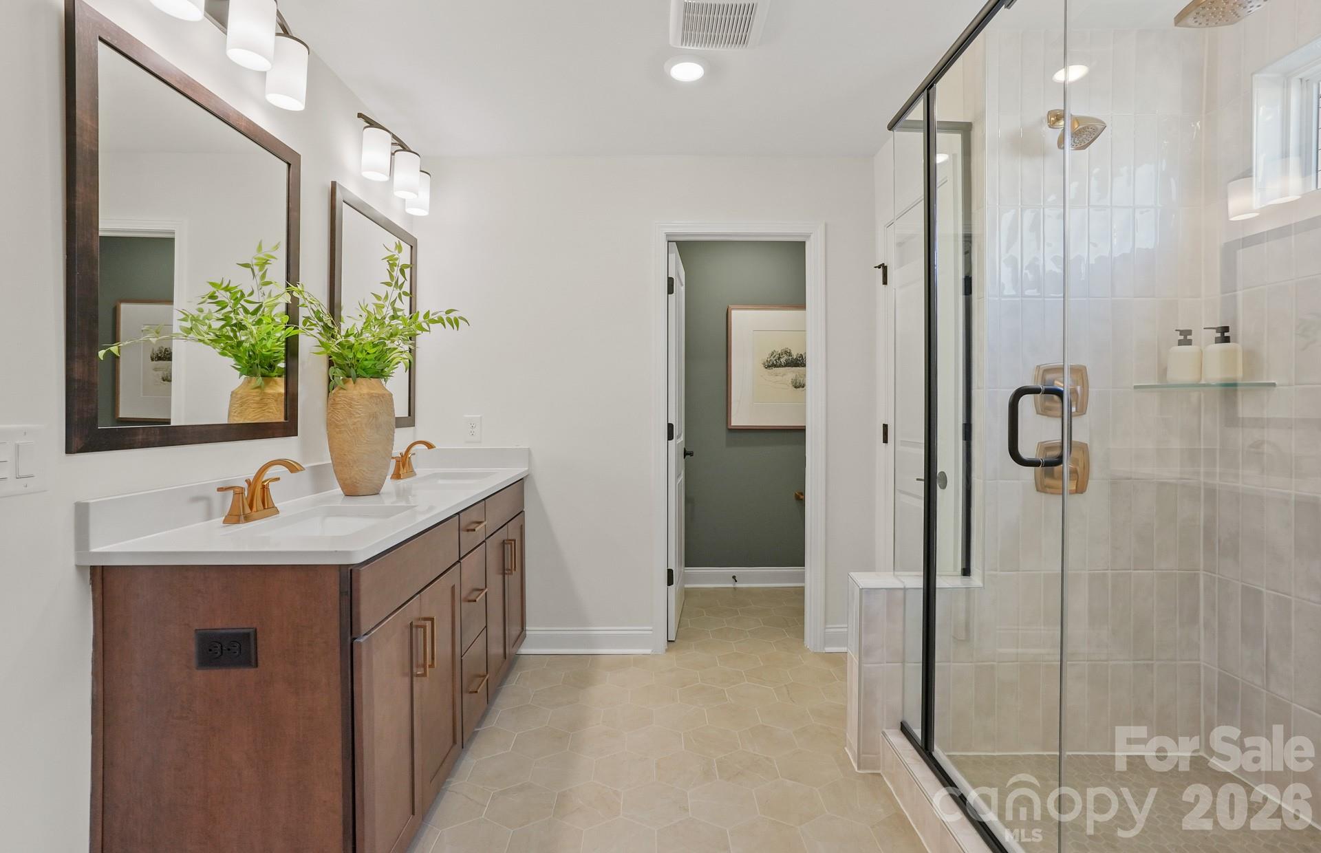 Kinsdale - Residential