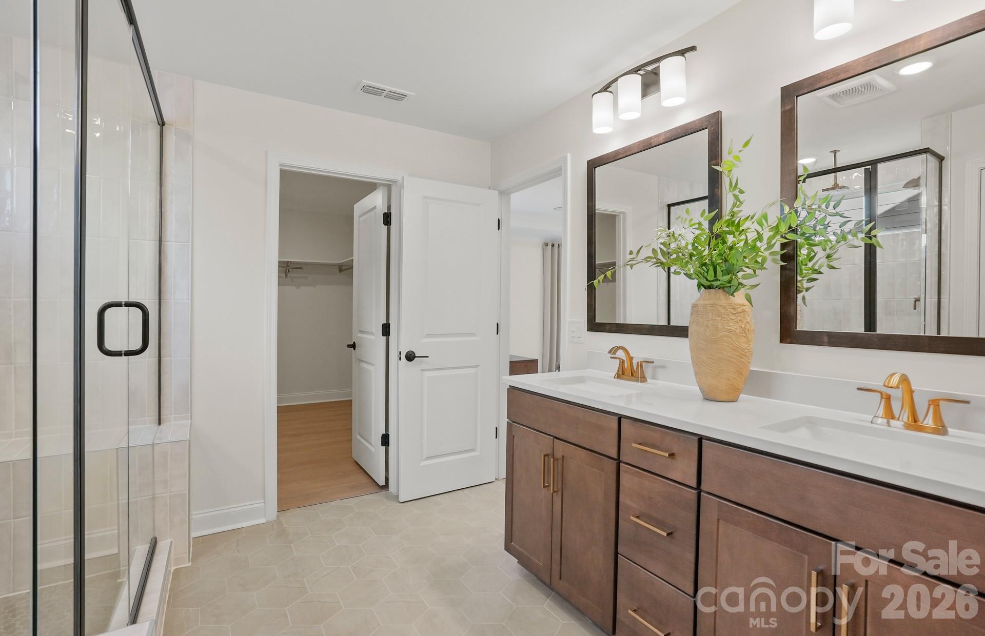 Kinsdale - Residential