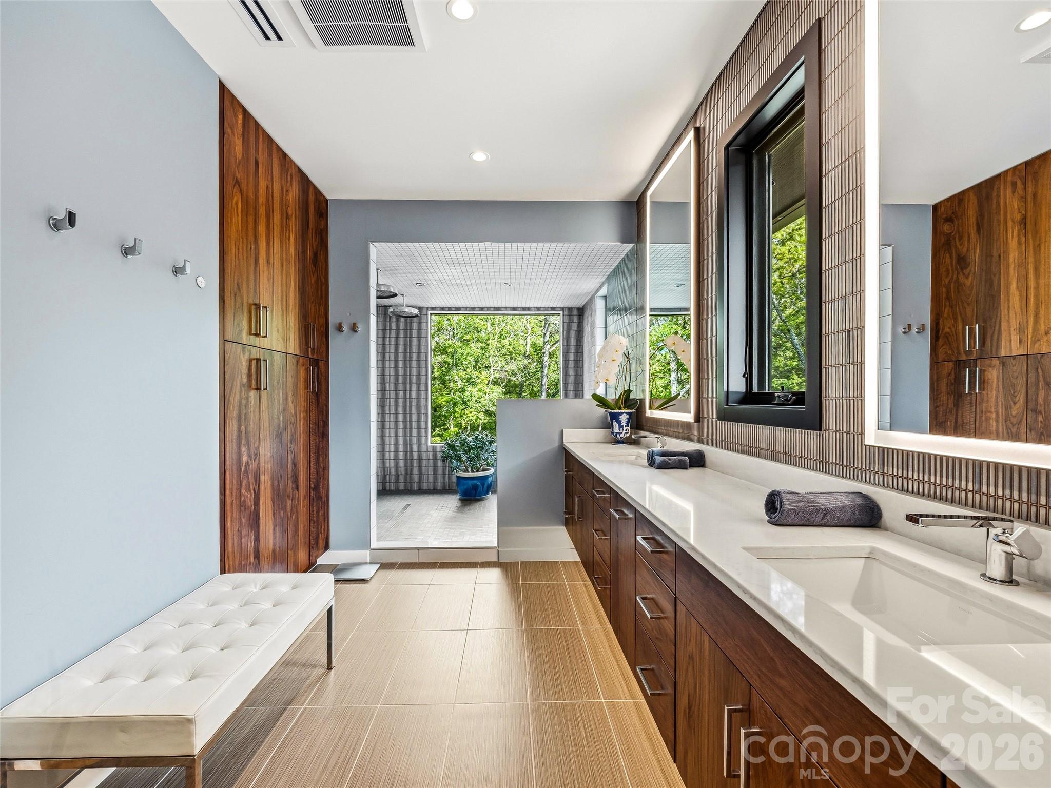 Stones Lake - Residential