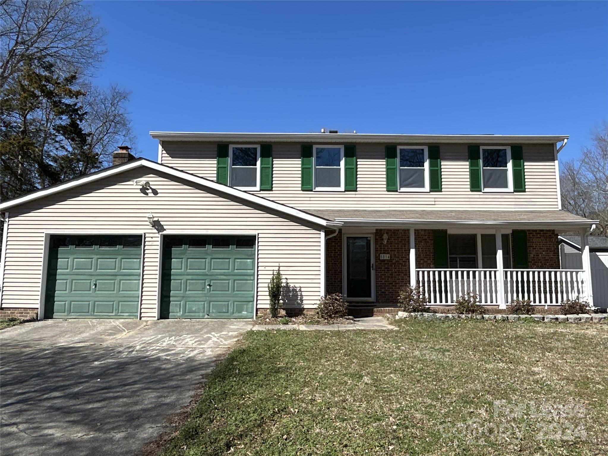 Updated home on huge lot in established South Charlotte neighborhood. Lovely floor plan with great storage. Large fenced backyard. Please note Renters Insurance Please note Renters Insurance is required. Pet Fee is per pet that does not exceed 35 lbs.