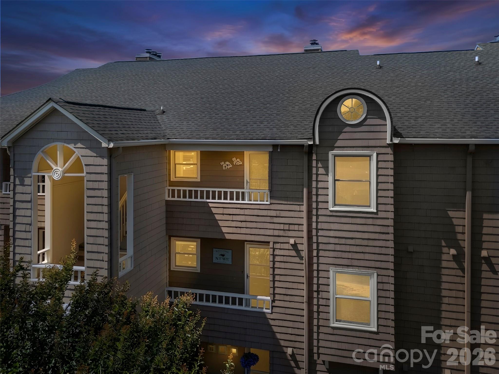 Emerald Point - Residential