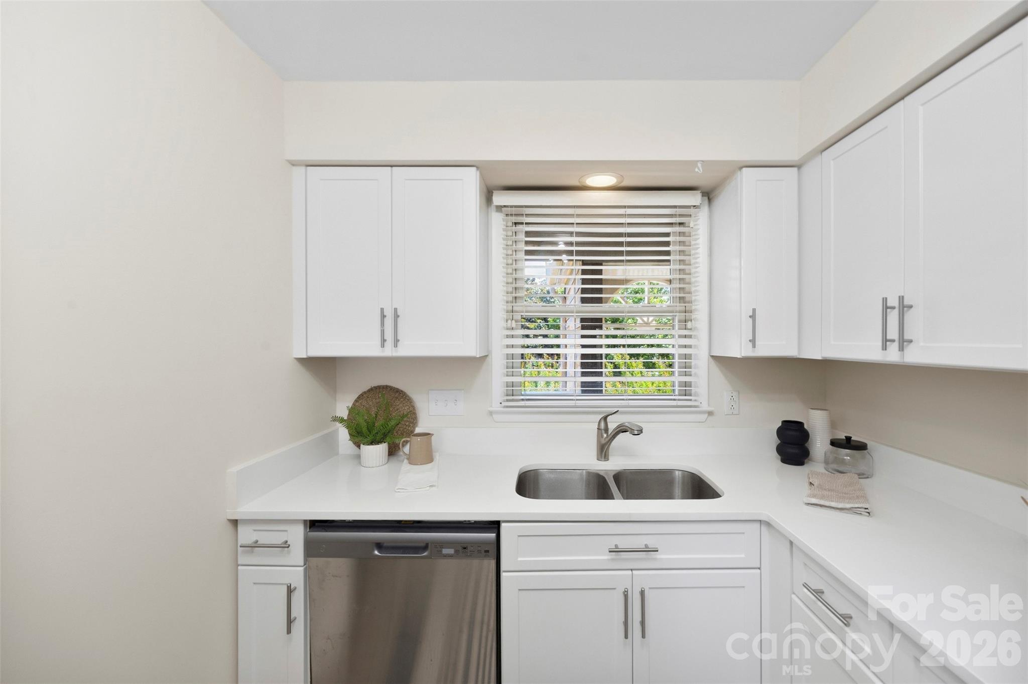 Emerald Point - Residential