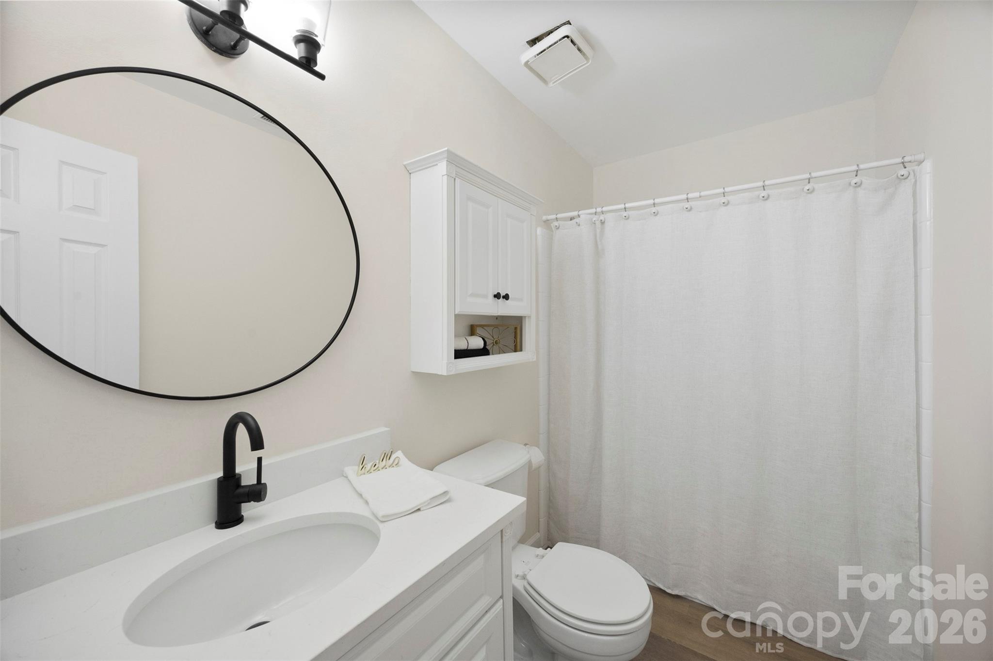 Emerald Point - Residential