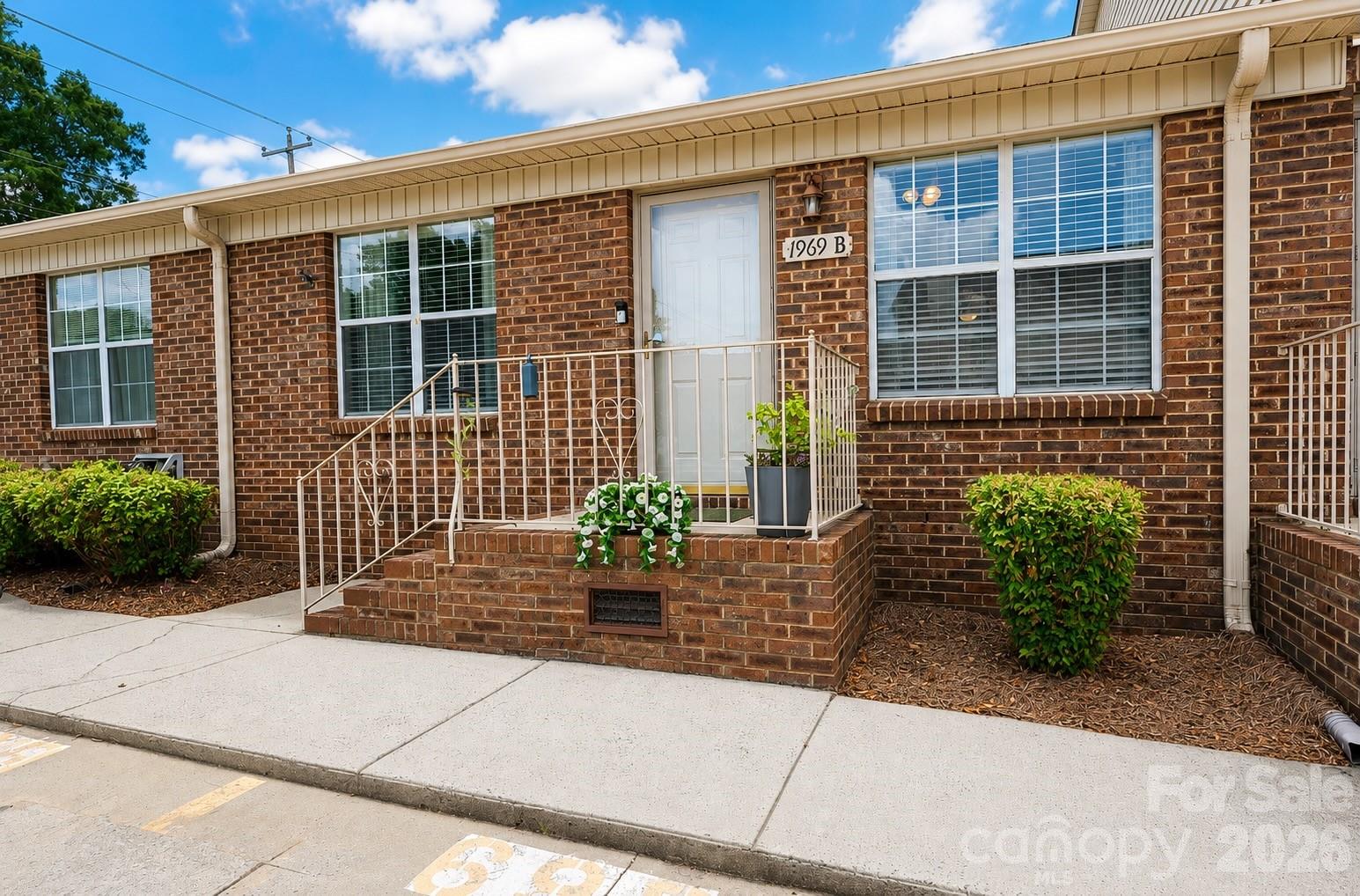 Winn Barr - Residential