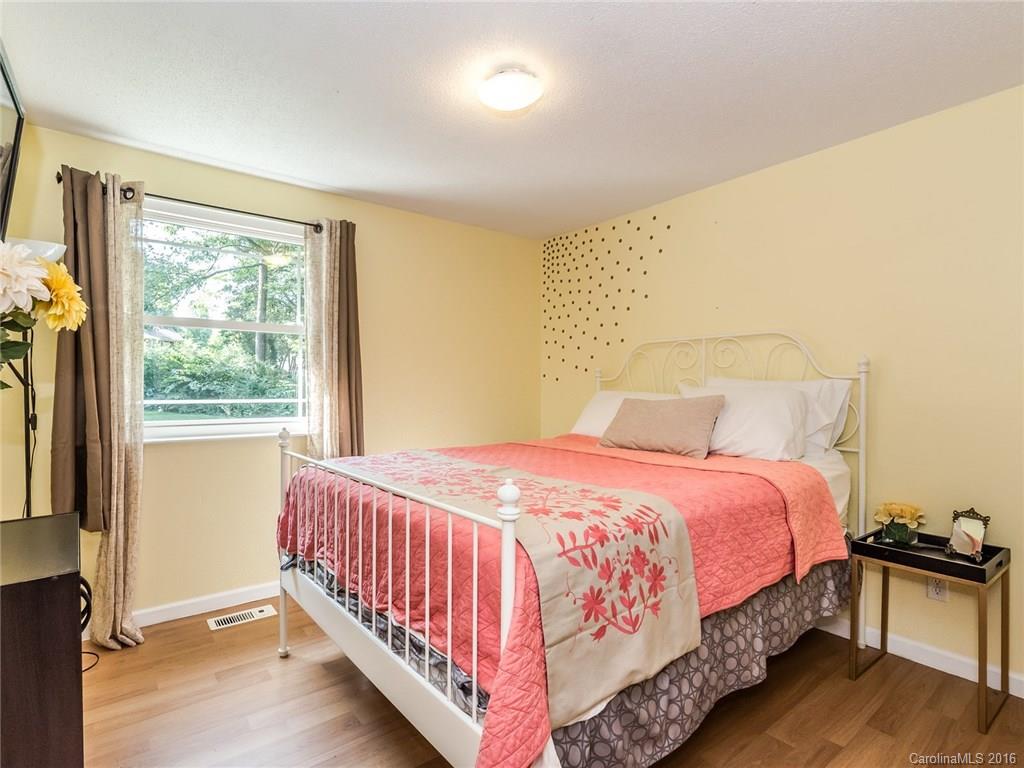 Idlewild South - Residential