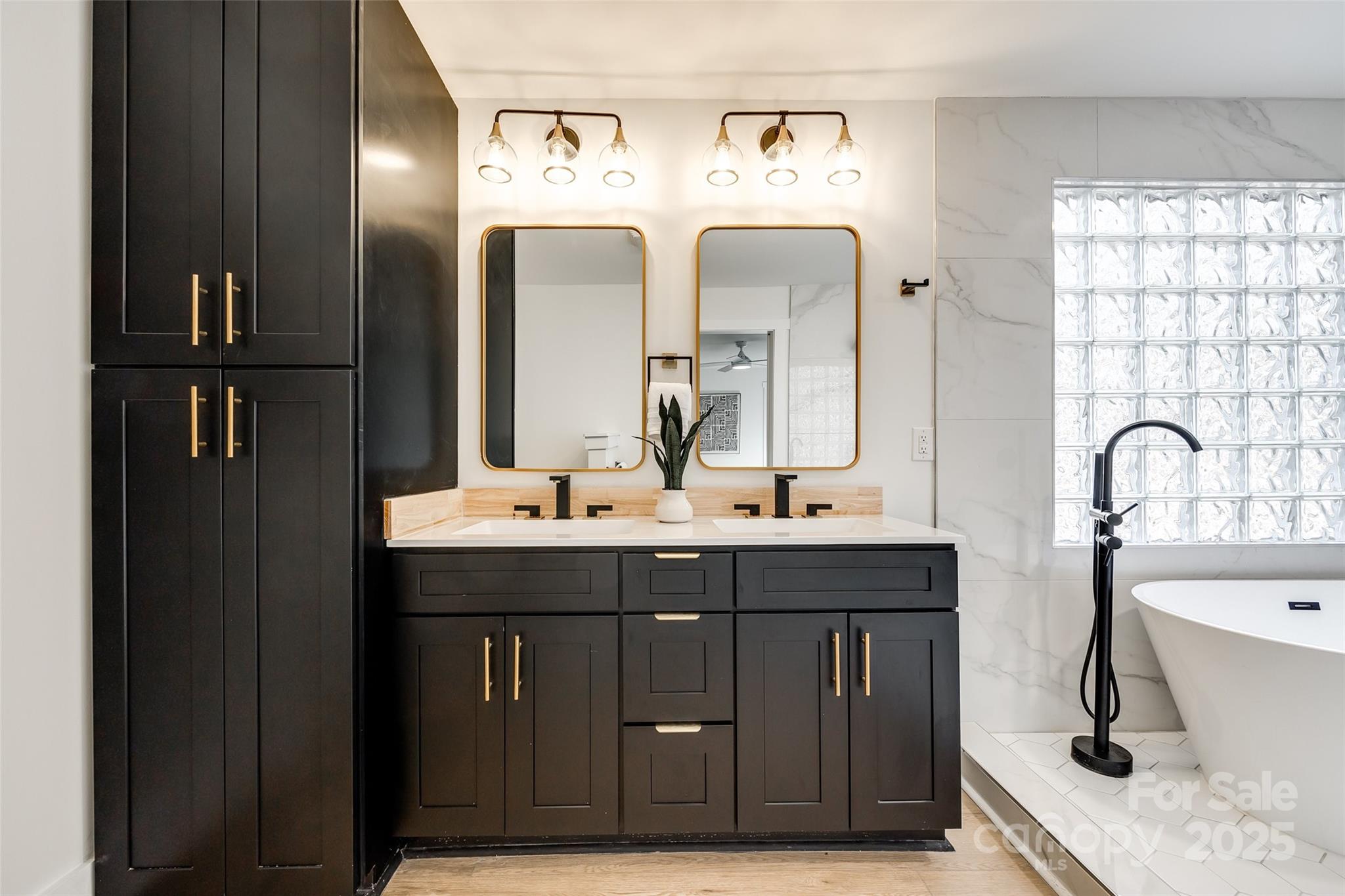 Creekstone - Residential