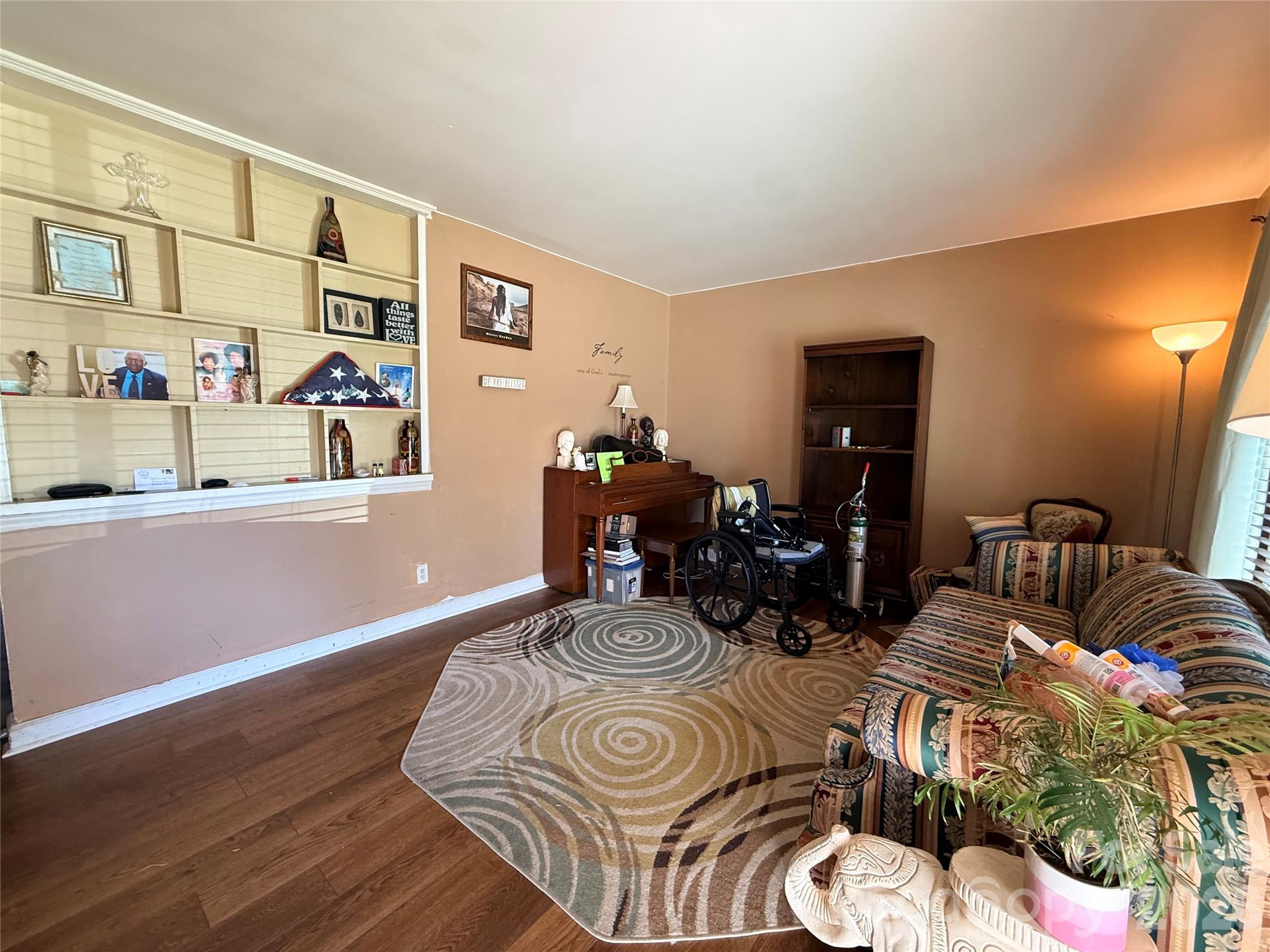 Edgebrook - Residential