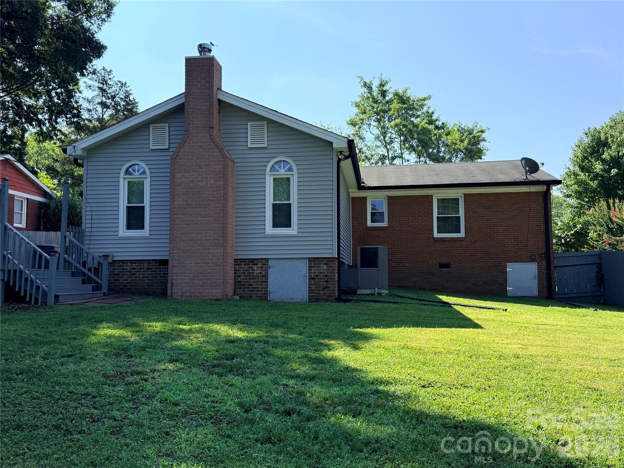 Edgebrook - Residential