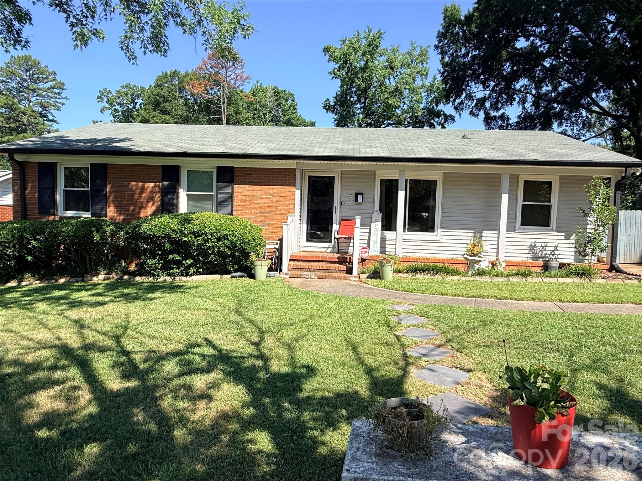Edgebrook - Residential