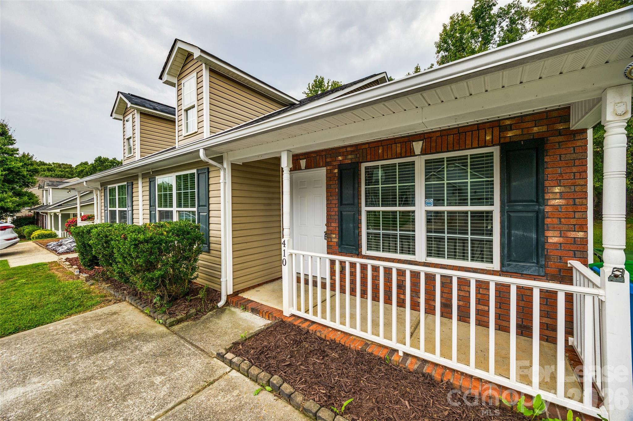Huntington Place - Residential Lease