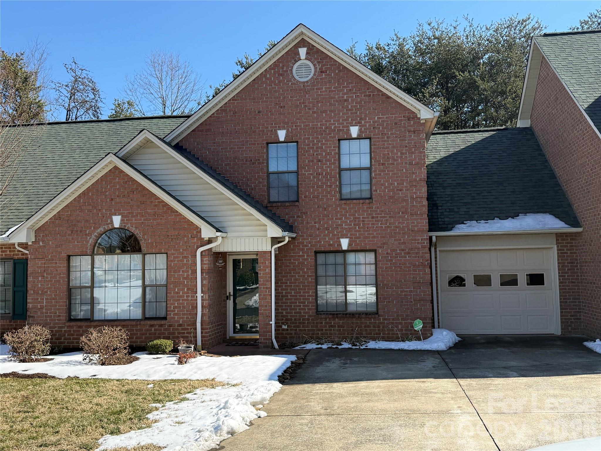 Nicely appointed three bedroom, two bath townhome in Regal Place located in NE Hickory.
One car garage with extra parking in drive.

Primary bedroom on main level. Kitchen, dining, laundry on main as well.

Two bedrooms and one bathroom upstairs.

Vaulted ceiling in living room - great natural light-

New LVP floors on main level. Carpet upstairs.