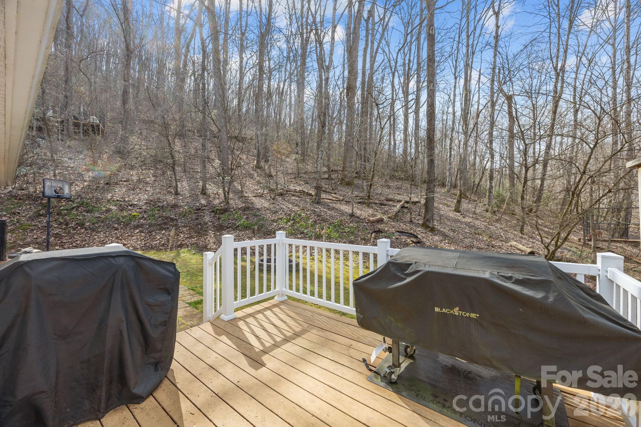 Honey Locust Estates - Residential