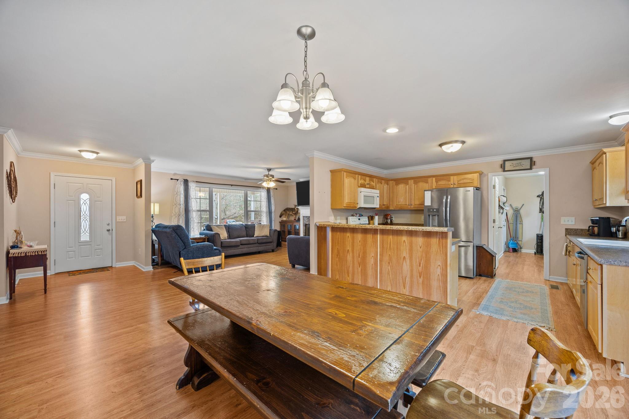 Honey Locust Estates - Residential
