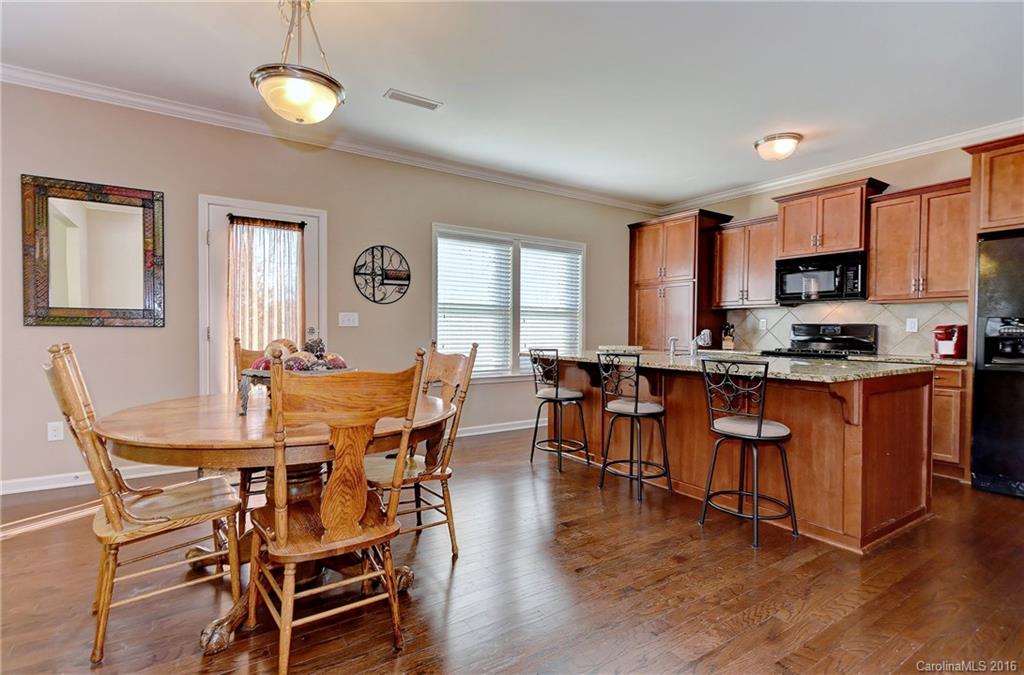 Lake Ridge - Residential