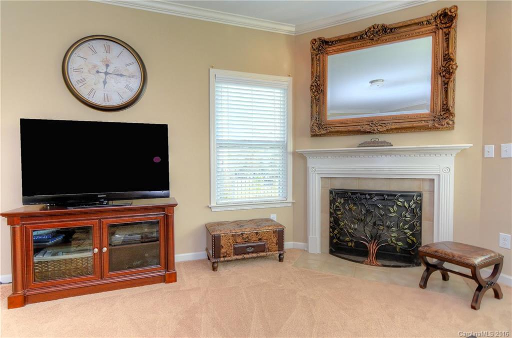 Lake Ridge - Residential