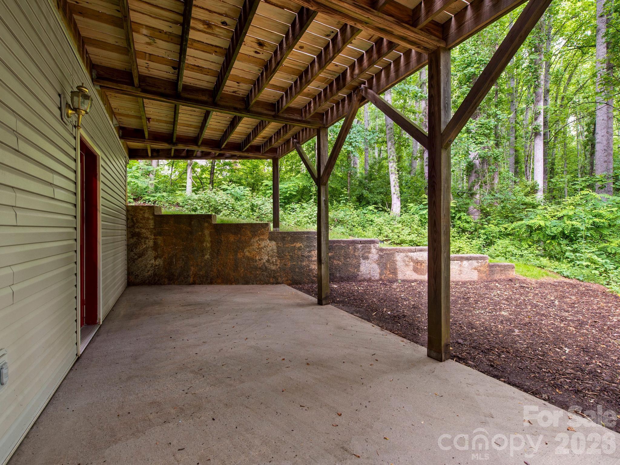 Laurel Lake Estates - Residential