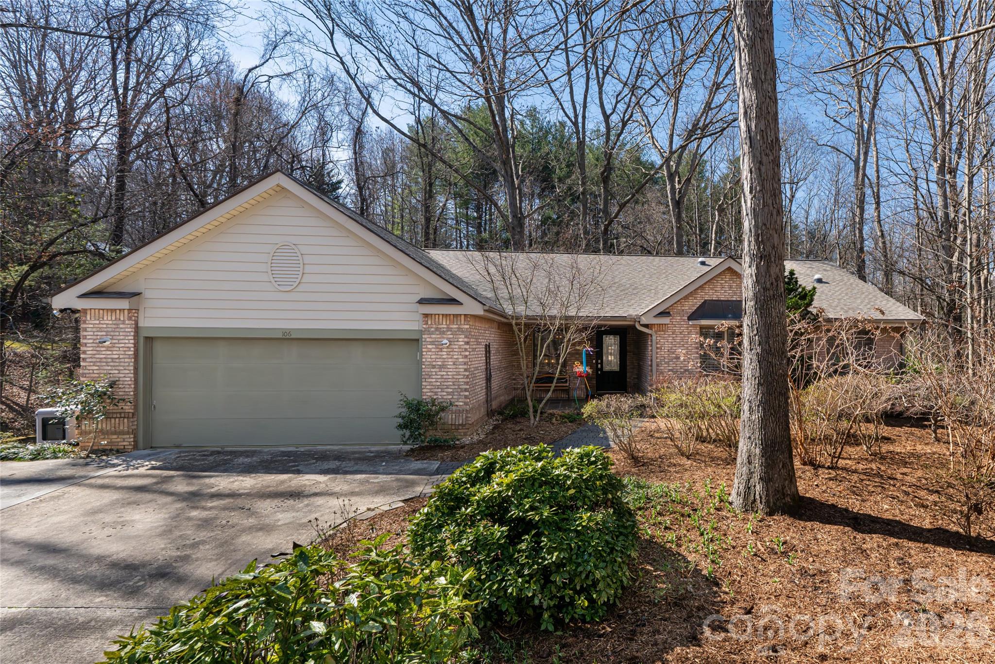 Oak Hollow - Residential