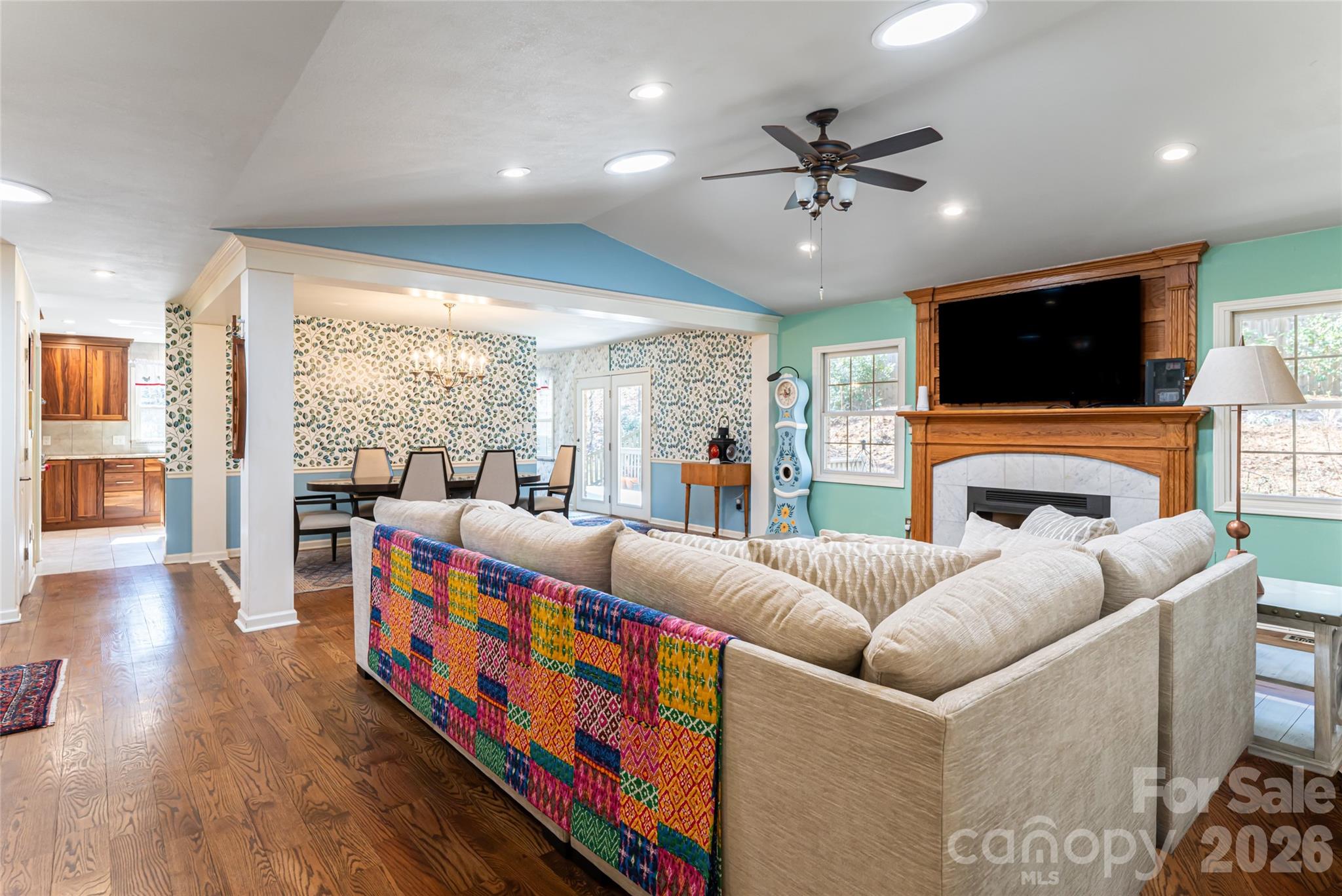 Oak Hollow - Residential