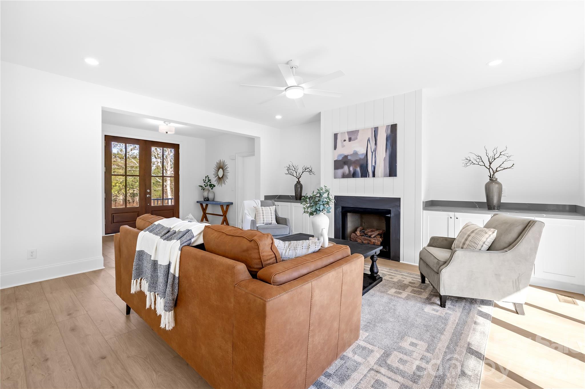 River Oaks Landings - Residential