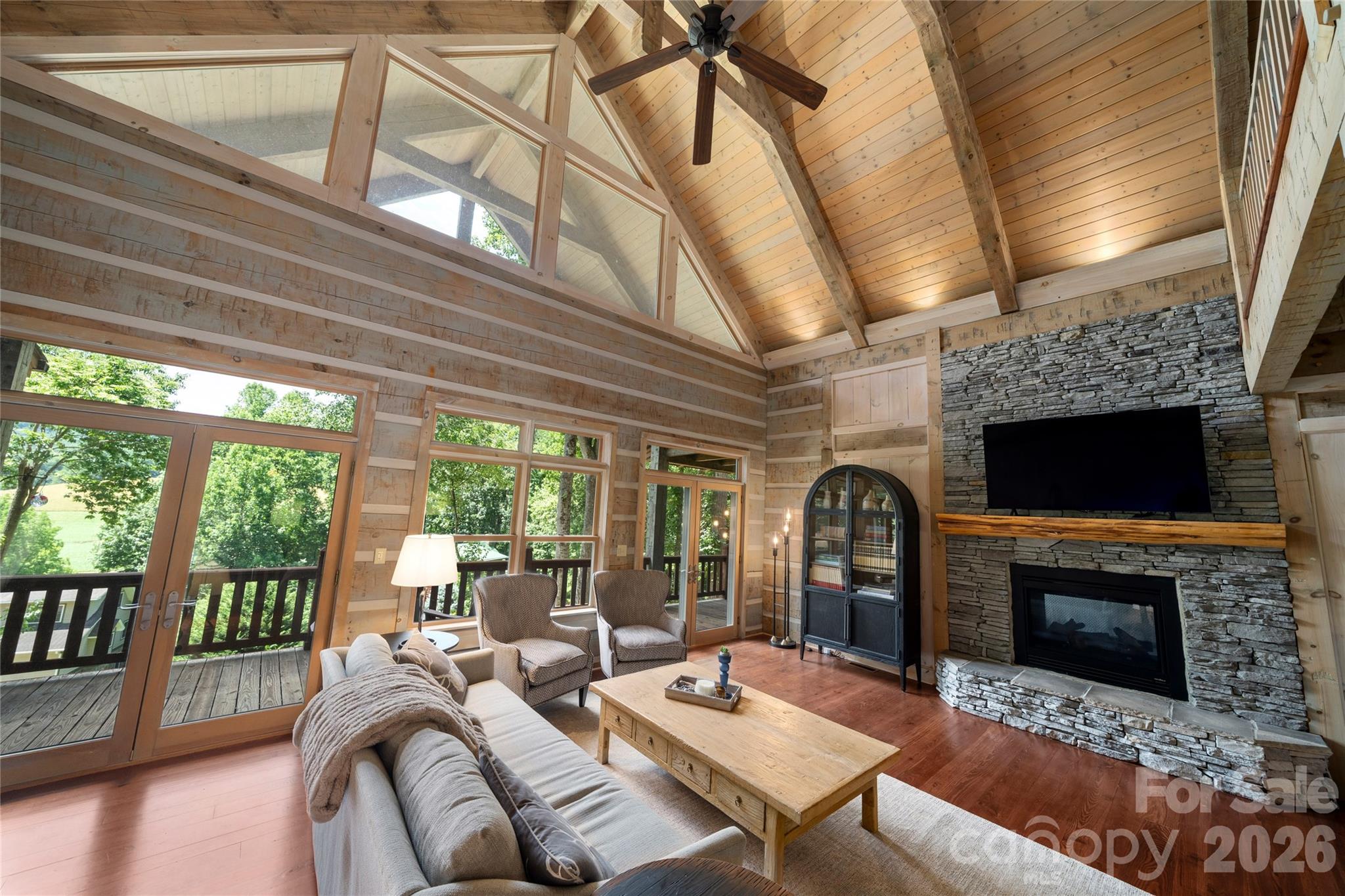 Cobblers Knob - Residential