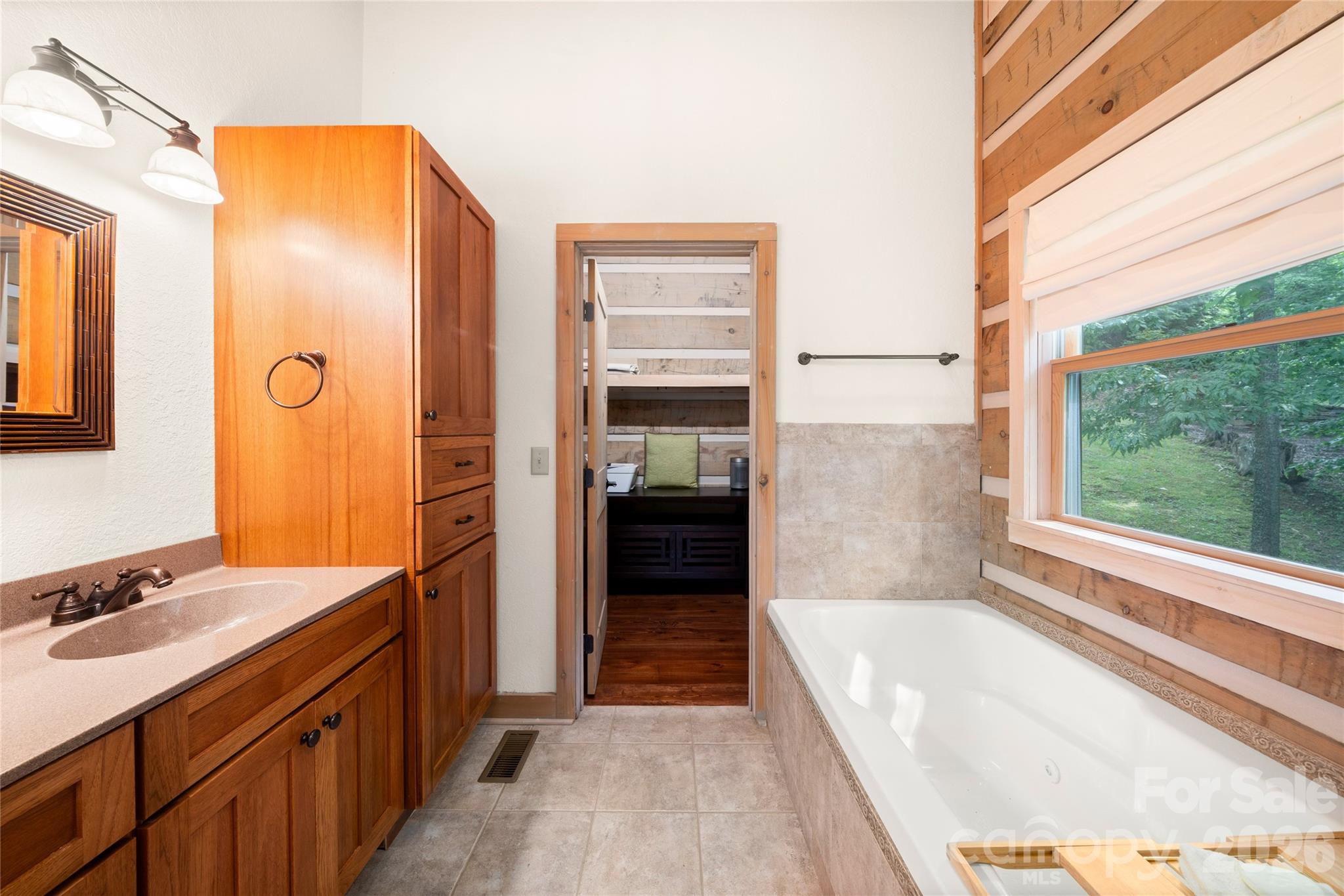 Cobblers Knob - Residential