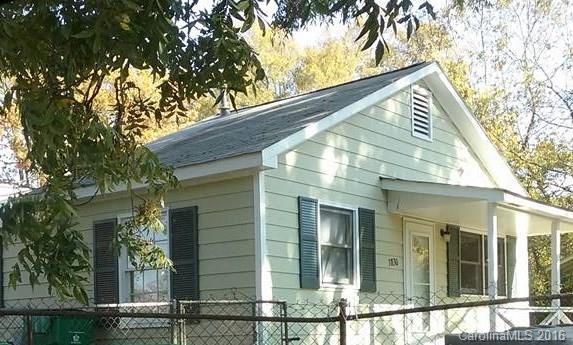 Duplex (Not Thomasboro) located off Bradford, near Freedom. Close to 85. Near bus routes. Spacious yard, and roomy bedrooms.