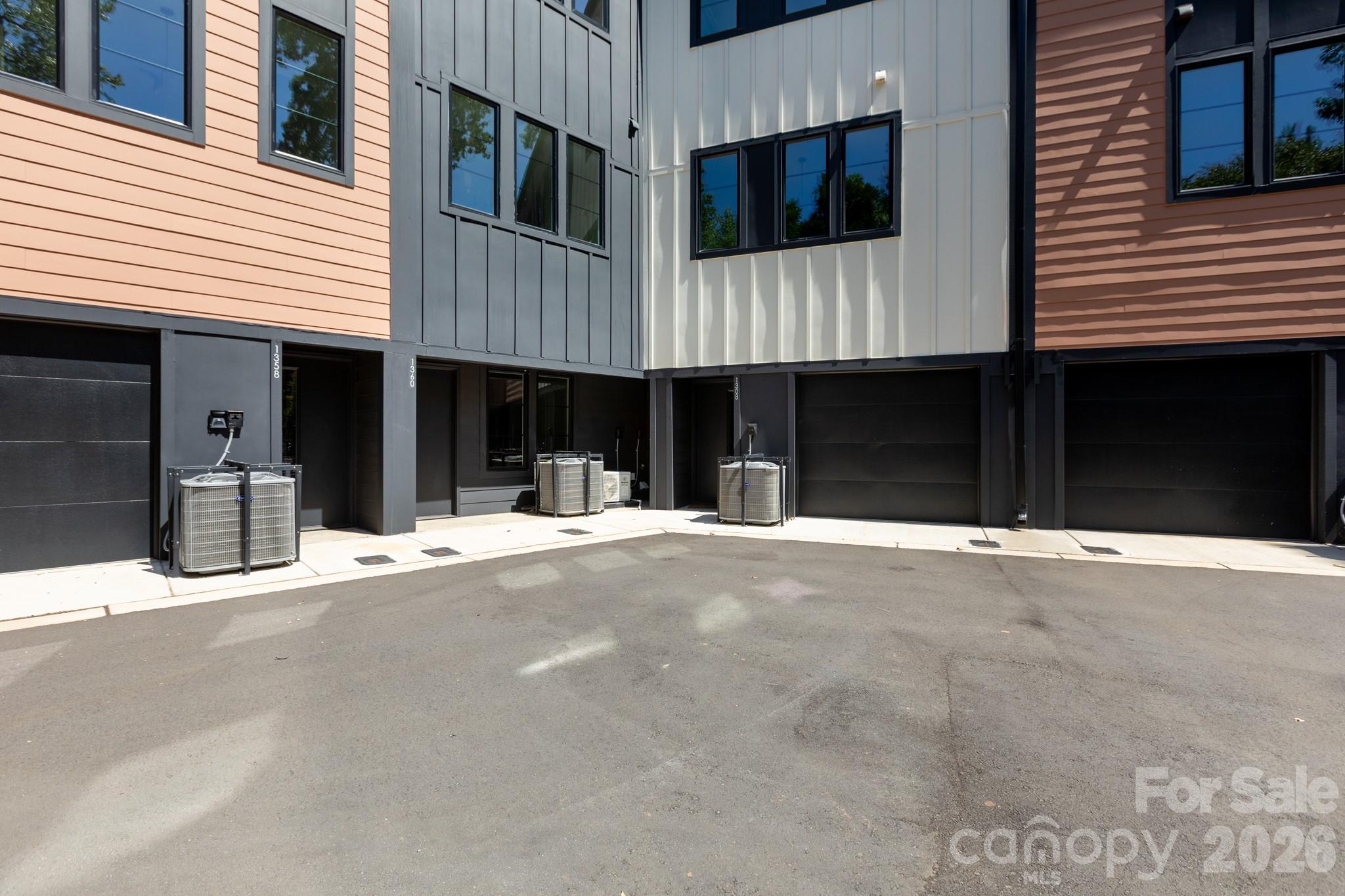 Commonwealth Park - Residential