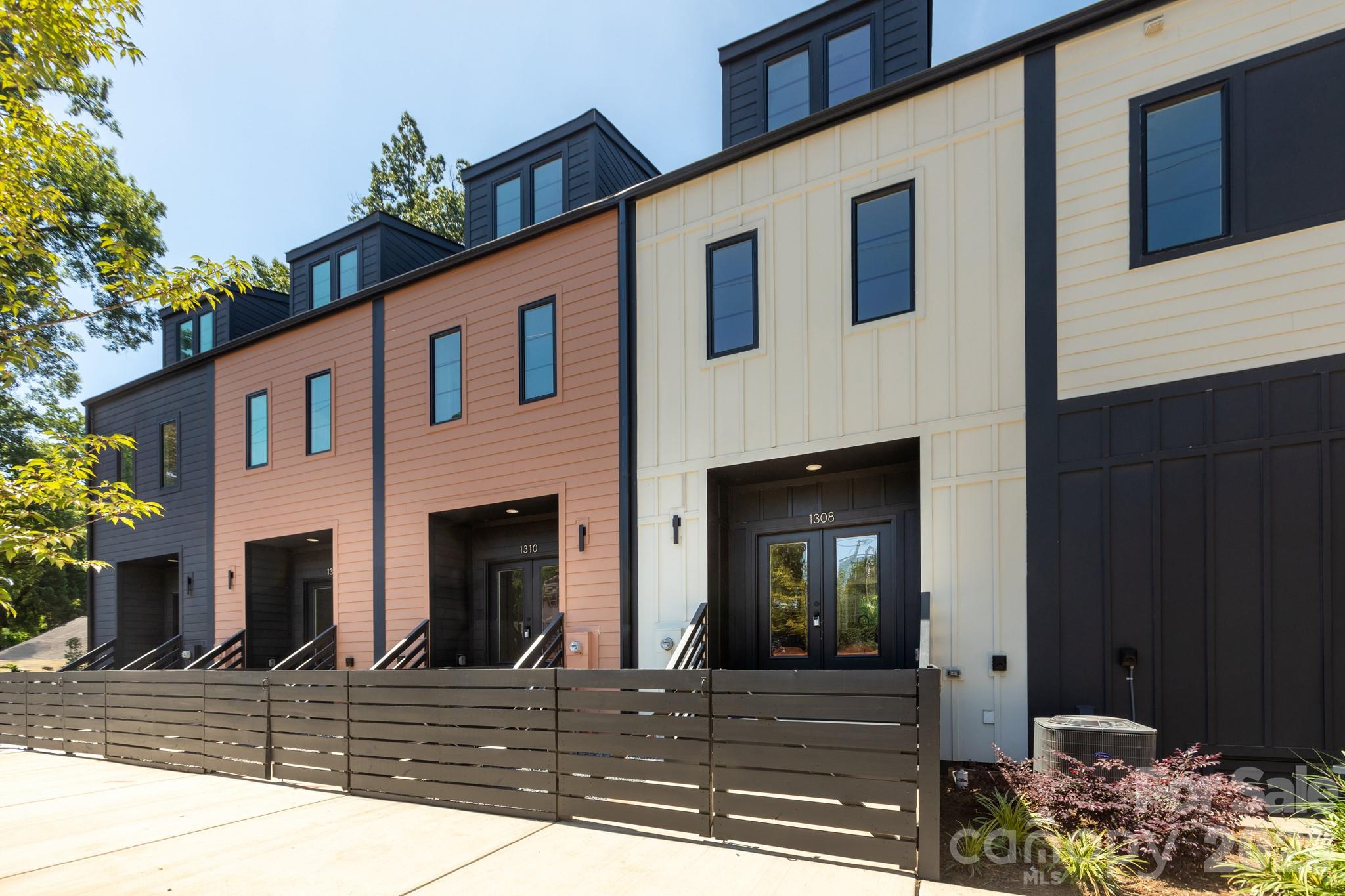 Commonwealth Park - Residential