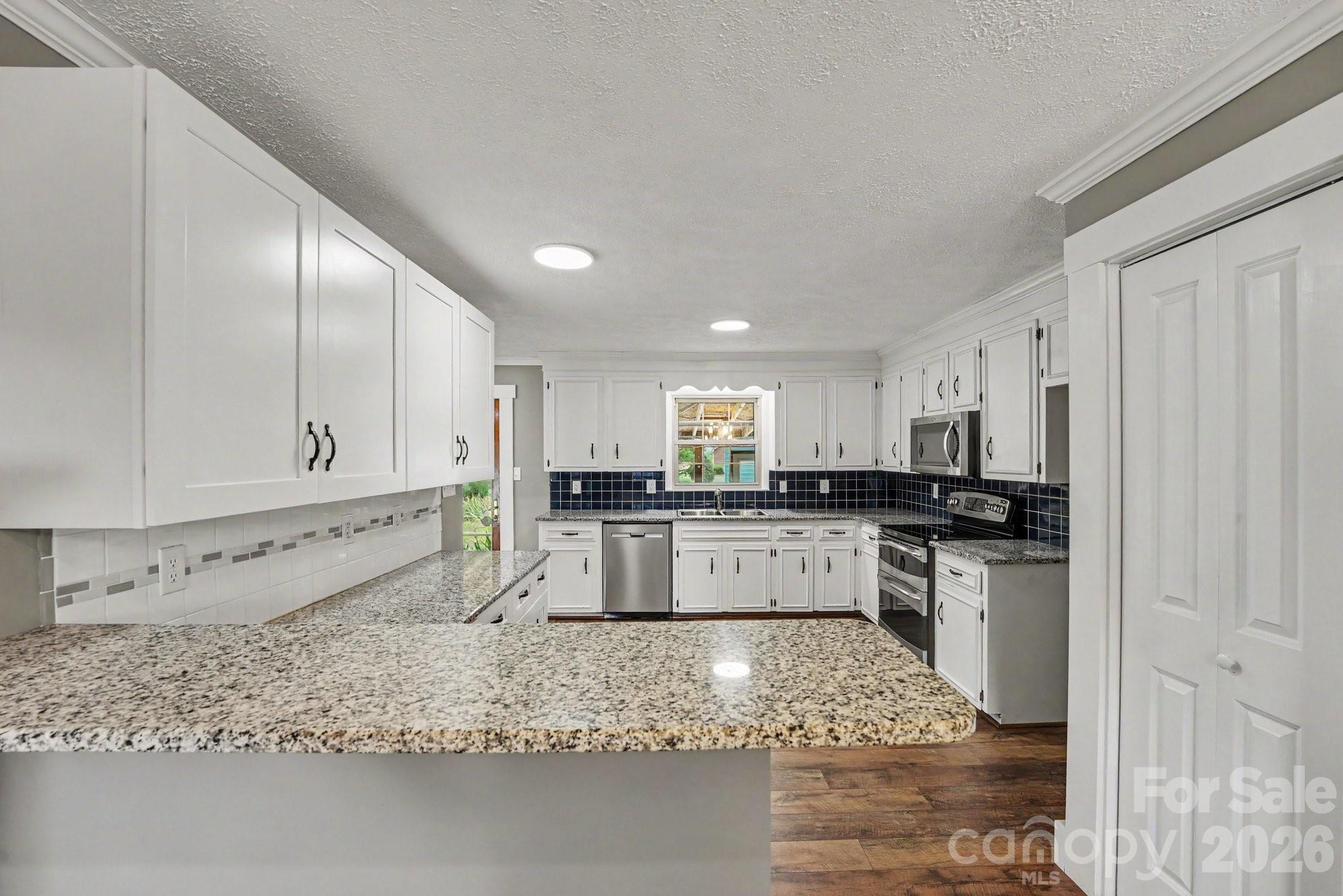 Woodland Oaks - Residential