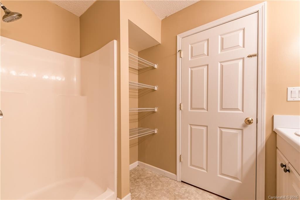 Ole Eastpointe - Residential
