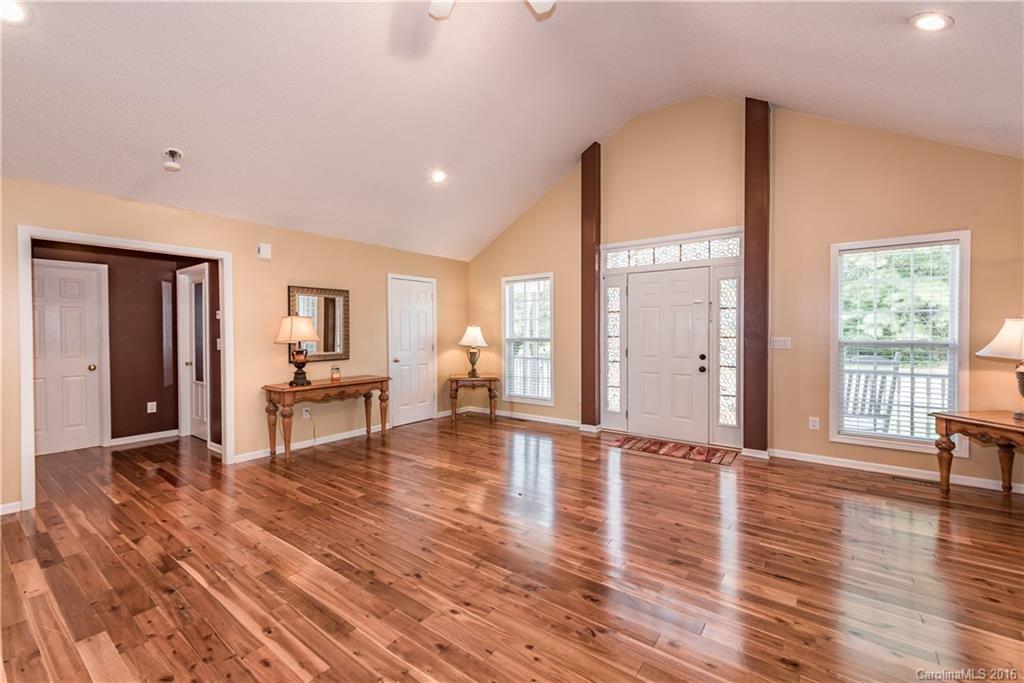 Ole Eastpointe - Residential