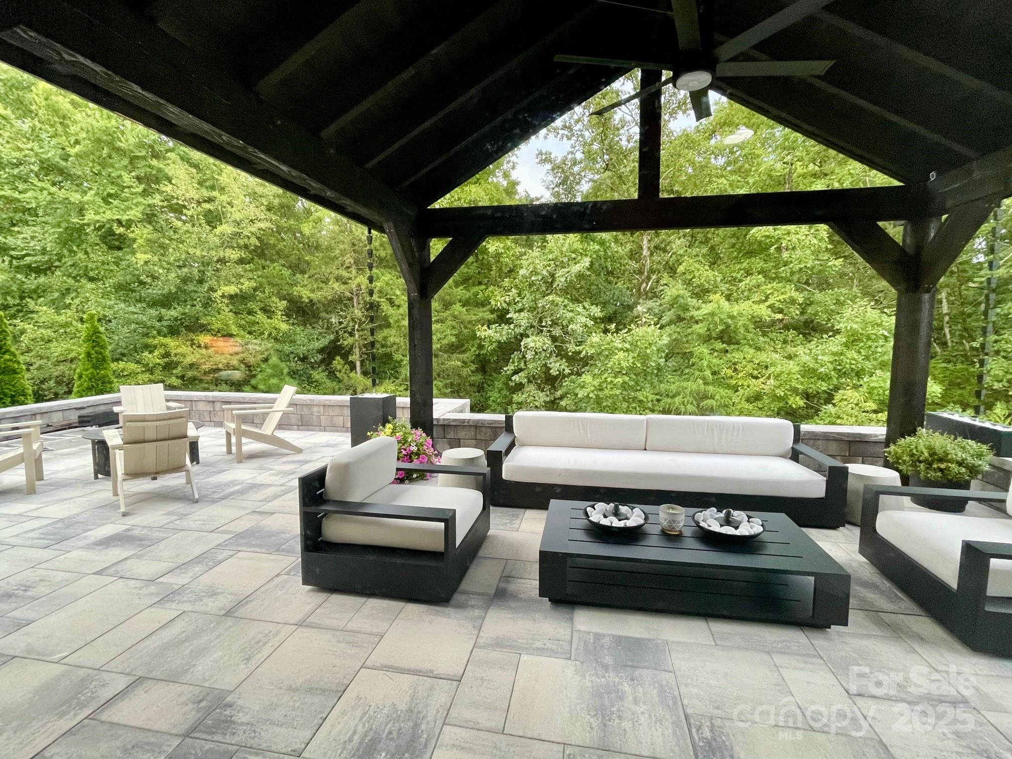 Lake Ridge - Residential