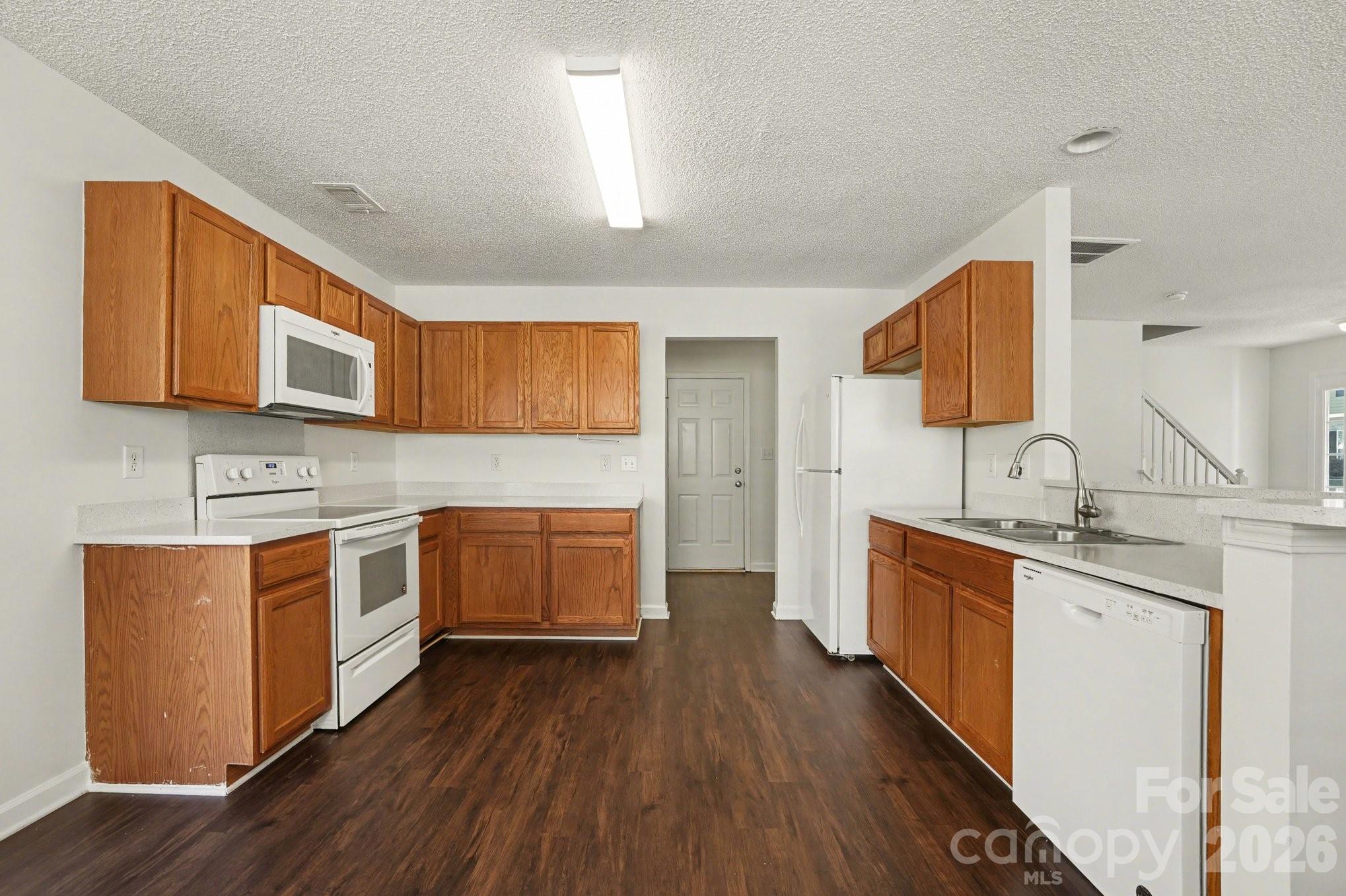Tall Oaks - Residential