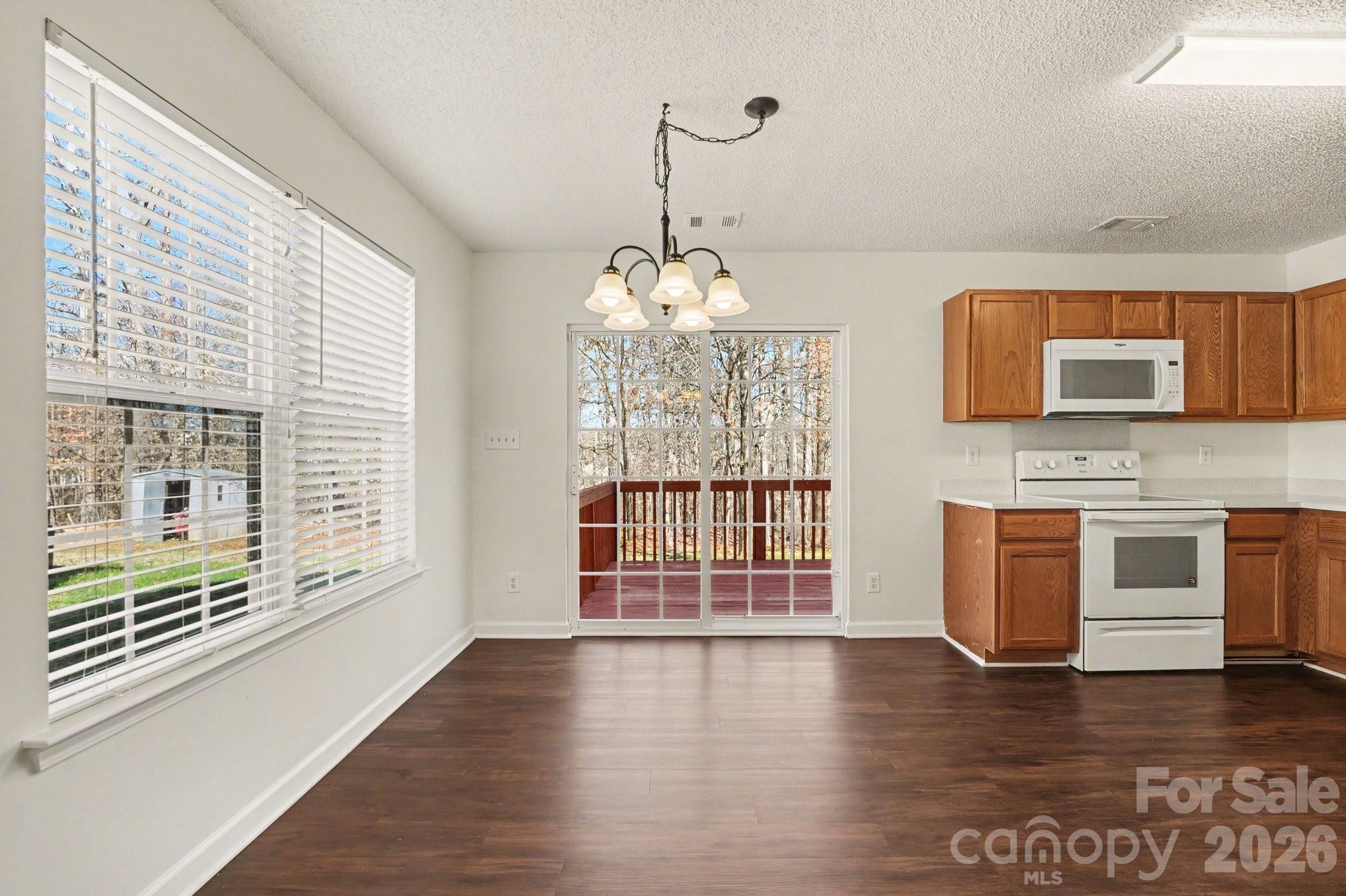 Tall Oaks - Residential