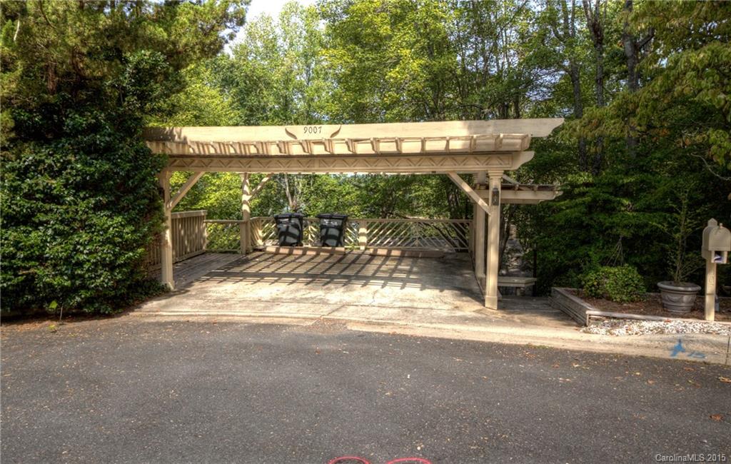 Tega Cay - Residential