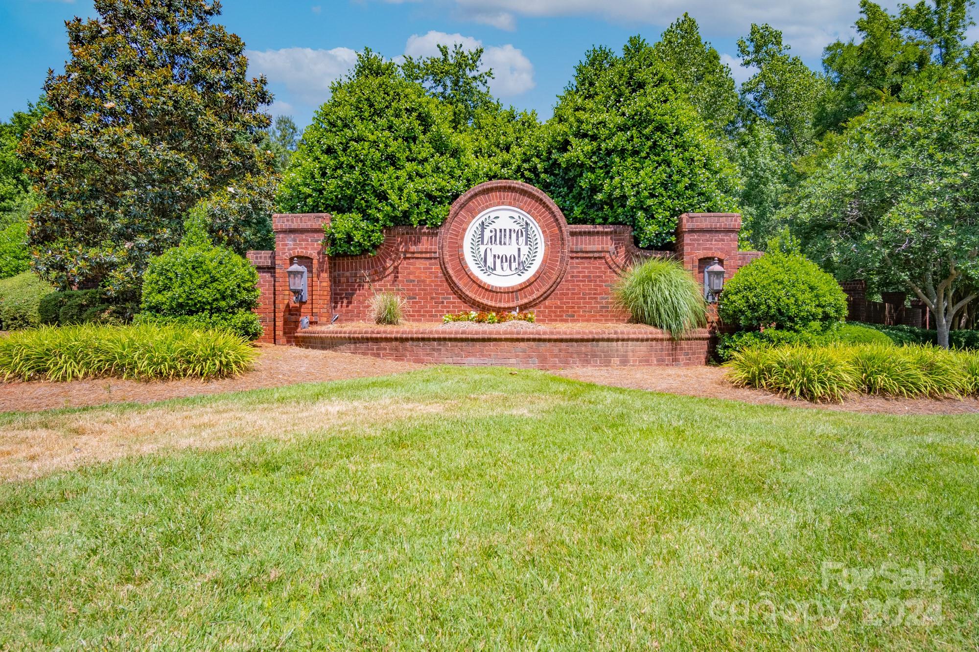 Laurel Creek - Residential