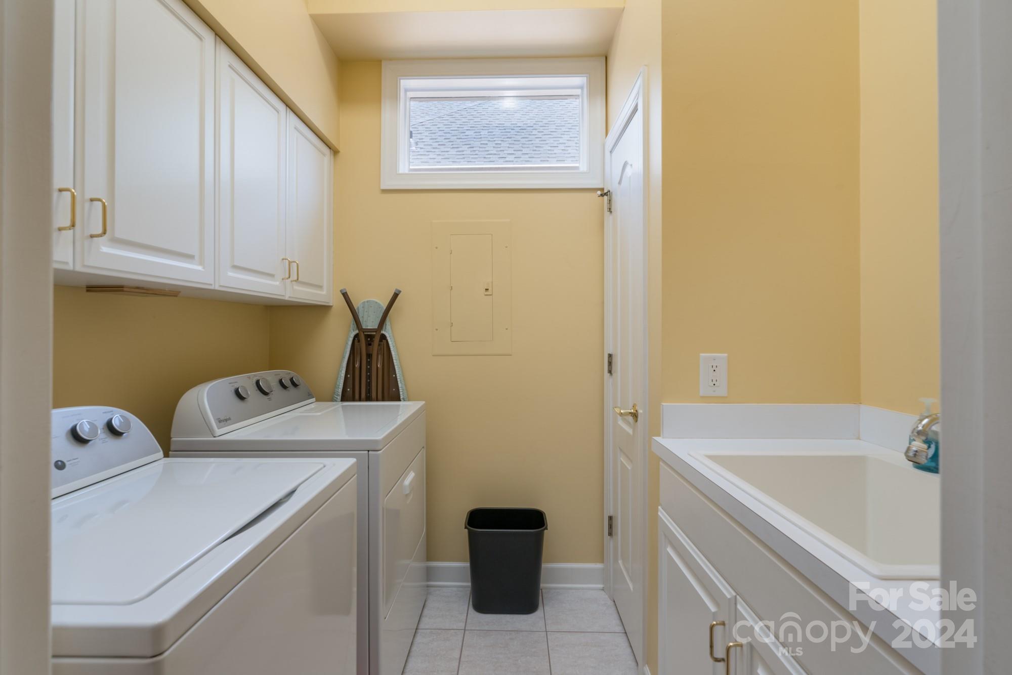 Laurel Creek - Residential