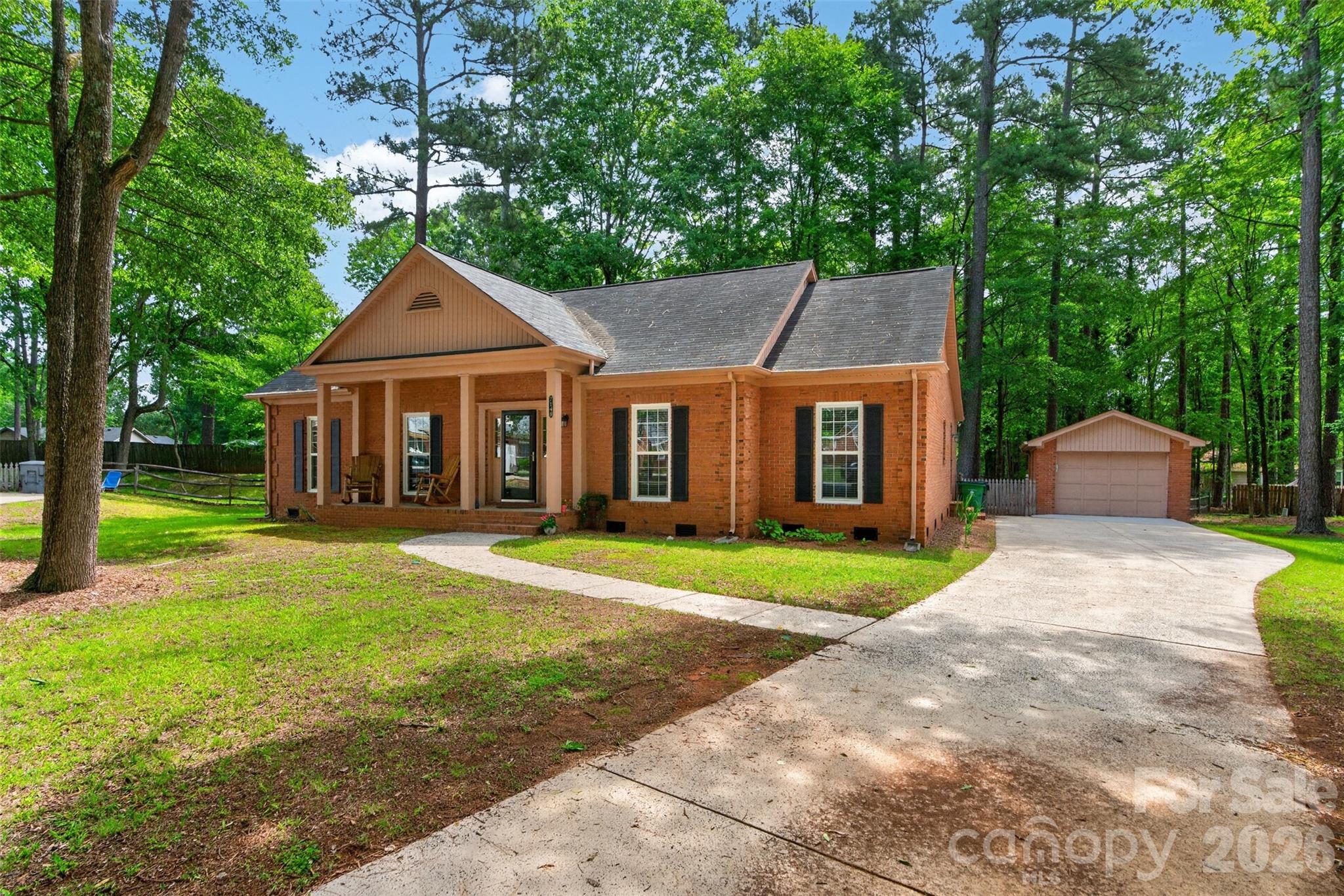 Colony Woods - Residential