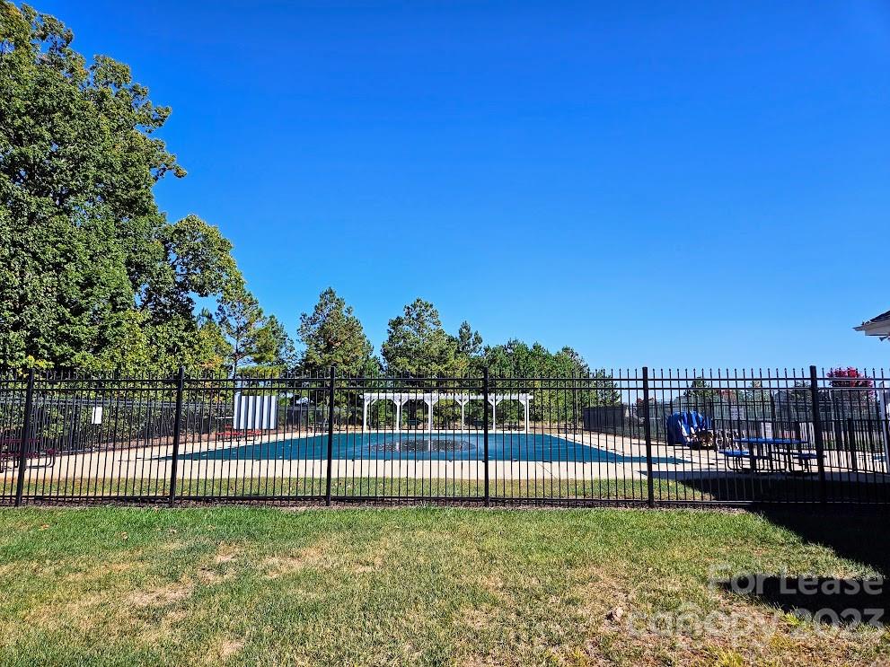 Old Stone Crossing - Residential Lease